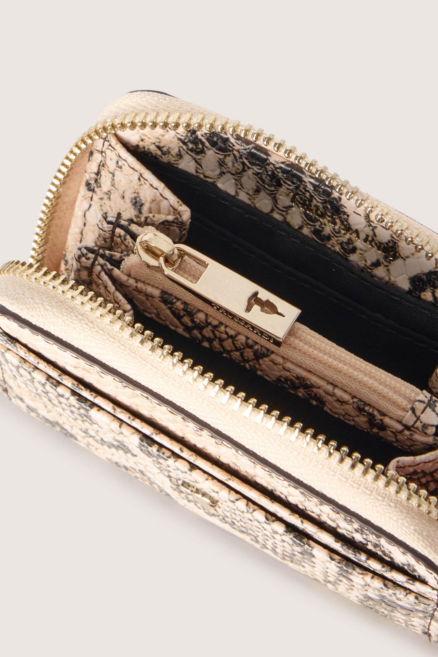 Portafoglio zip around Cameo in pelle con stampa 1|a67f9c42bb5f156d73050199df143761e5524c0805fc5b616bf8249639fb558e