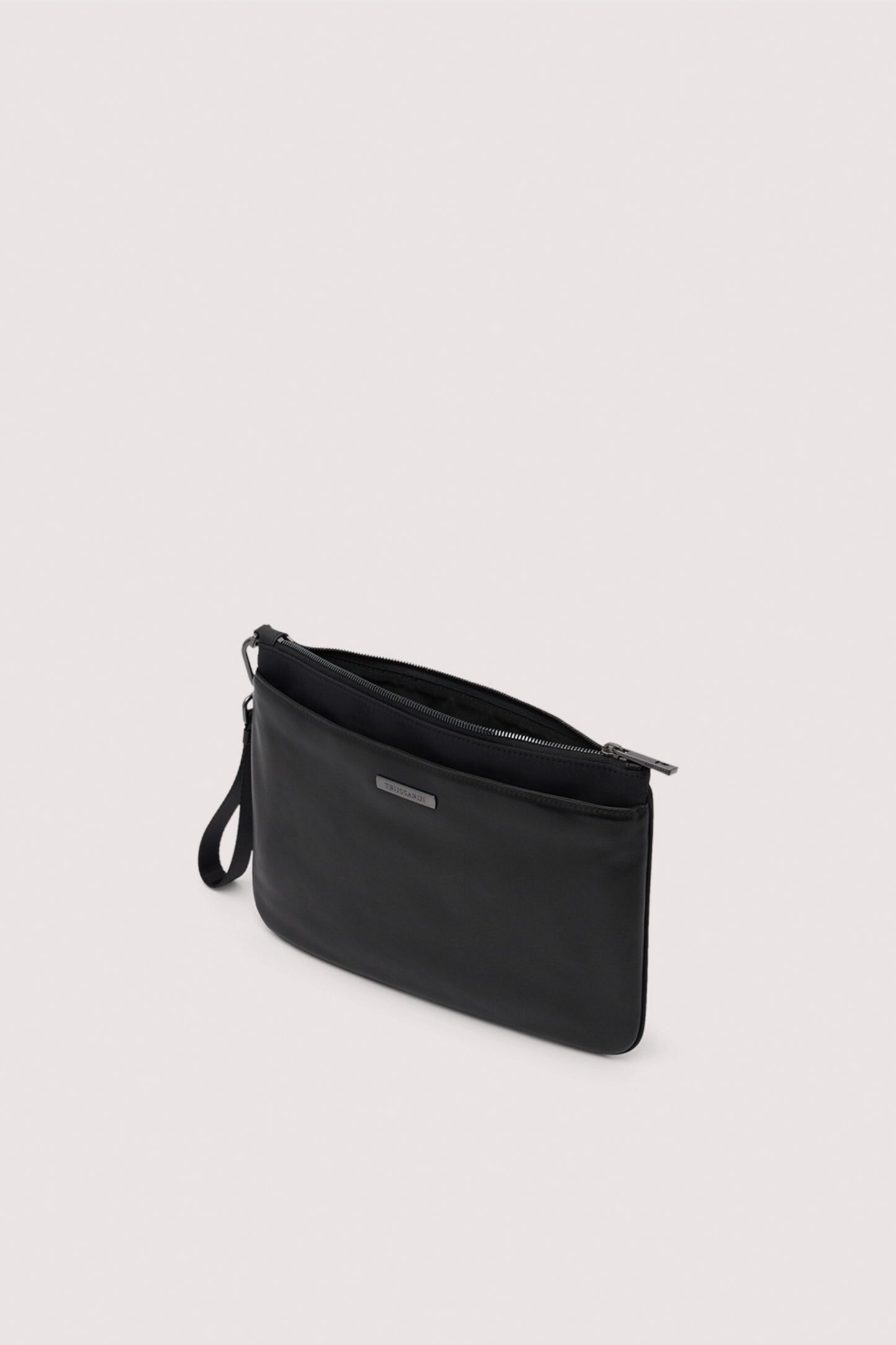 Pochette Travel media con zip e polsiera in nylon 4|d6f8e7b49da417a5322535c1b3af0d816b13f3721df04b222d63342a7ab1d277