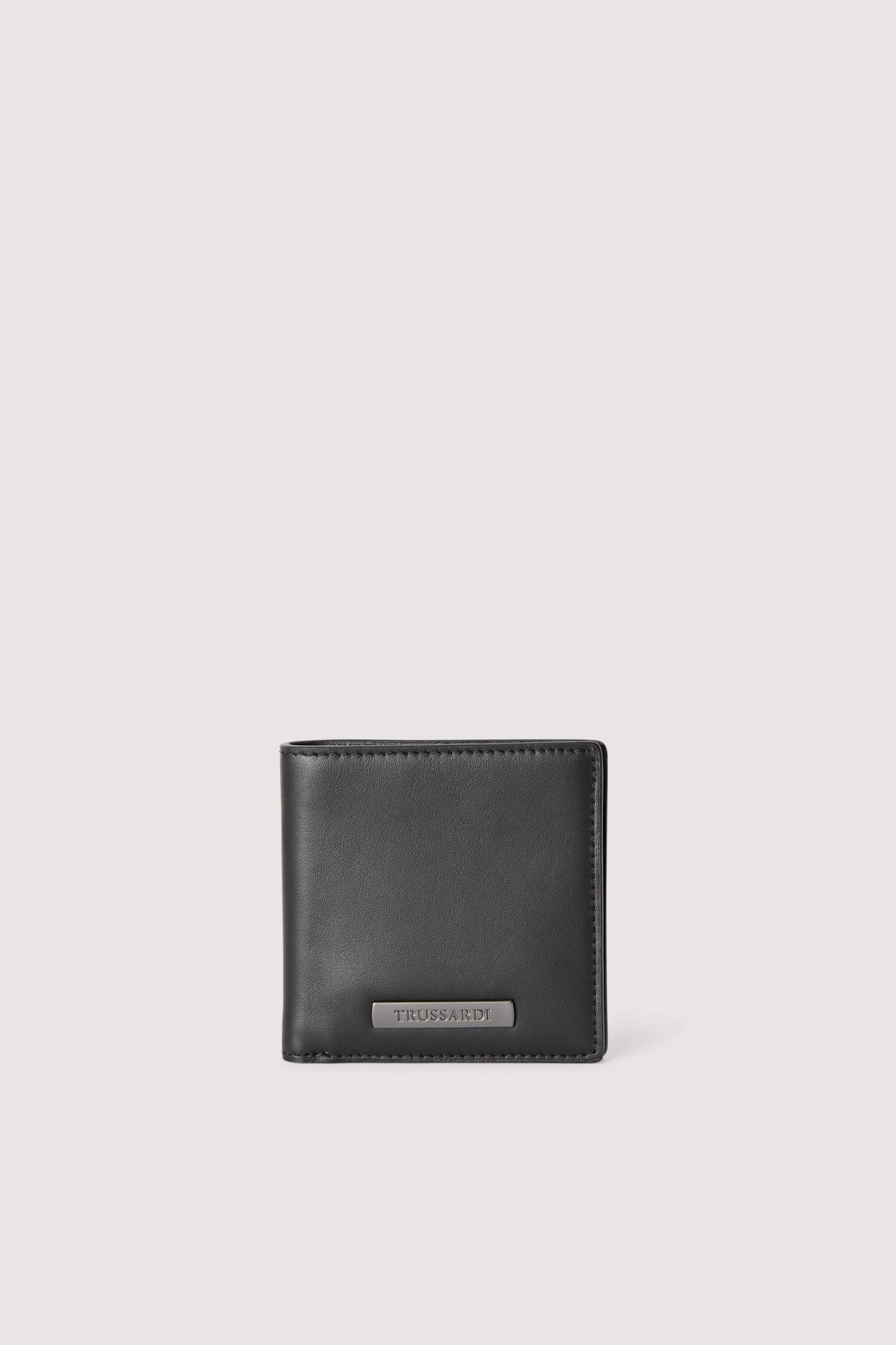 Portafoglio Travel bifold in pelle 1|e407362c6495da044dde2126f051aeb856fab9846726cd5484a3a63a3ac74063