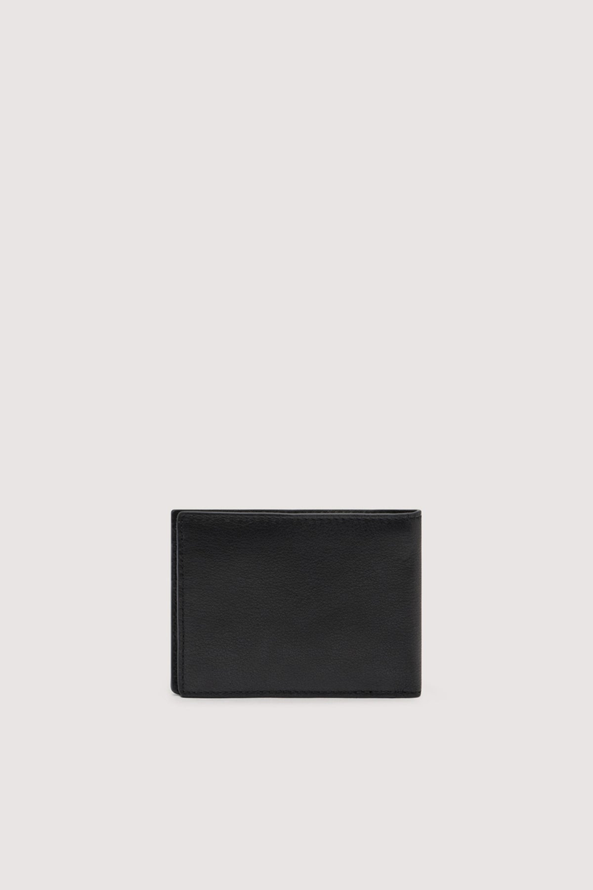 Portafoglio Travel bifold in pelle  2|8904dd9d8e0249549a97129456b723a190f49e97e71767511824fe86470728d5
