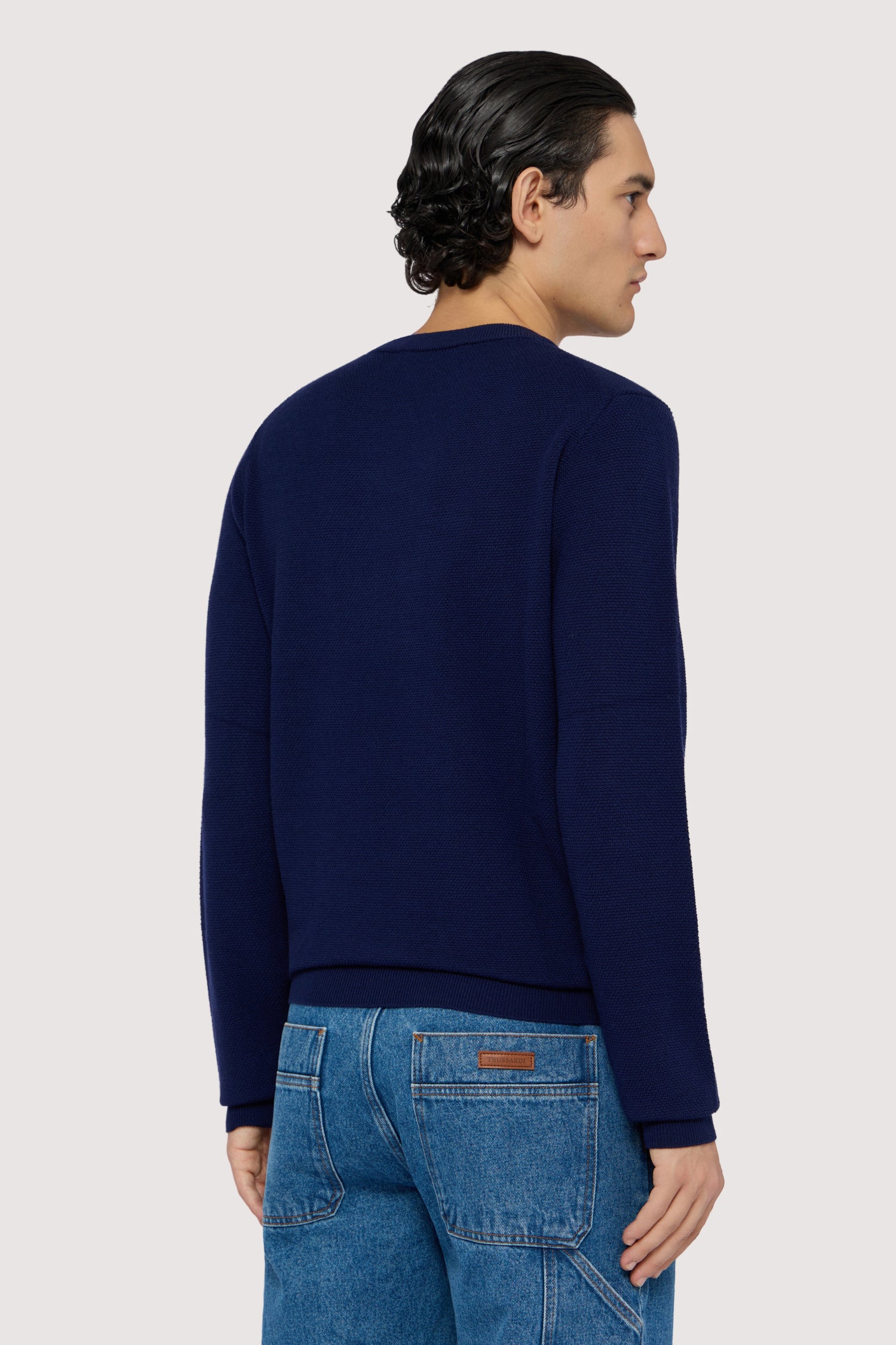 Maglia girocollo in pura lana piquet 2|3b0ed0afcfd4d85d6ac2a6f65ccb888fa17be0132711f85a34dc9cf7a1490dd1