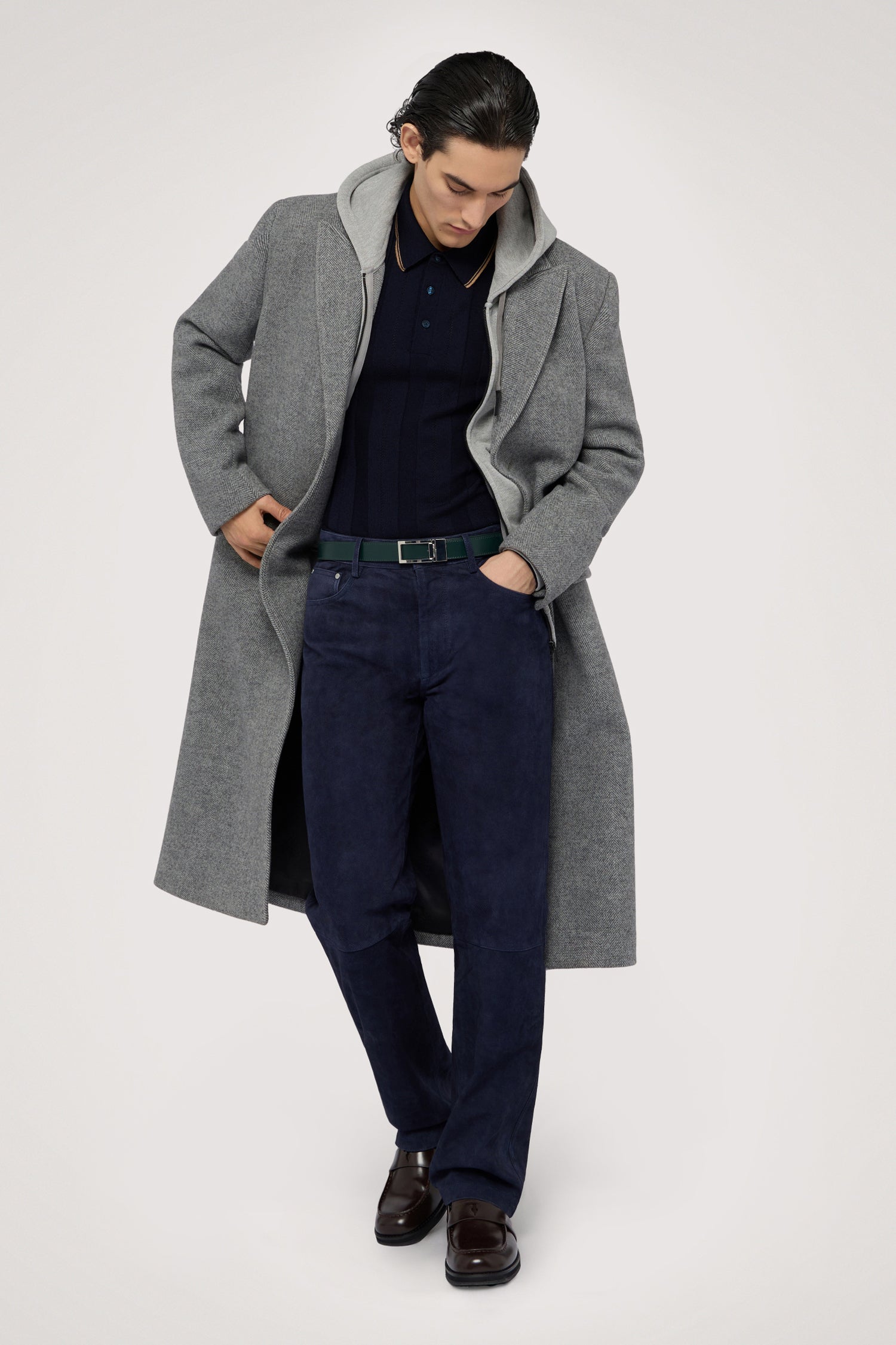 Polo a maniche lunghe in pura lana a coste 4|8a7026beffca3c9ded63edf0a8efd201236909b9e9a9faa0c5c2c7dac6af59ee