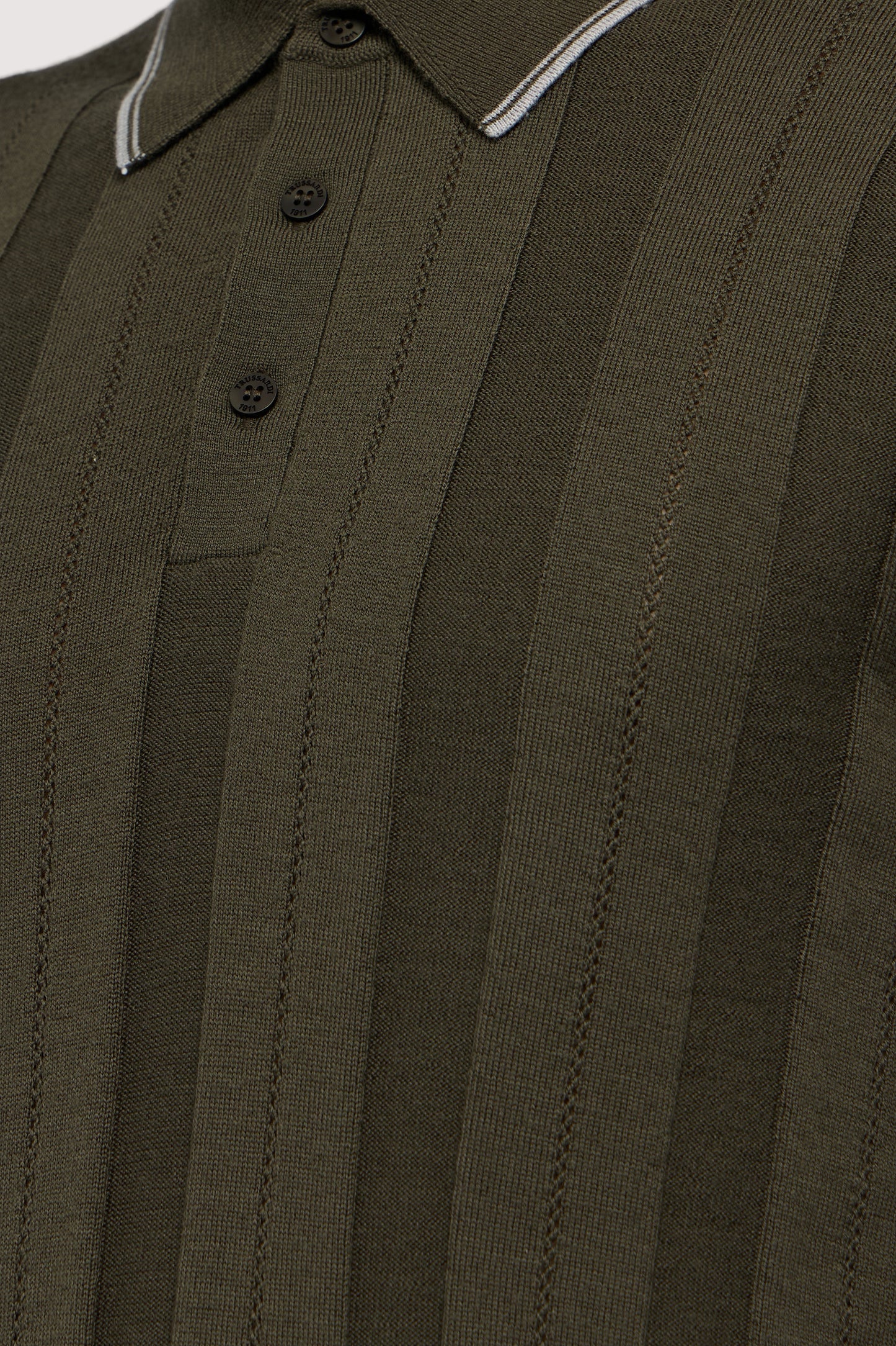 Polo a maniche lunghe in pura lana a coste 3|73c60cea52f14e2c922e6b19261d3777ceaebbbc39d1ef367000efaae24b099e