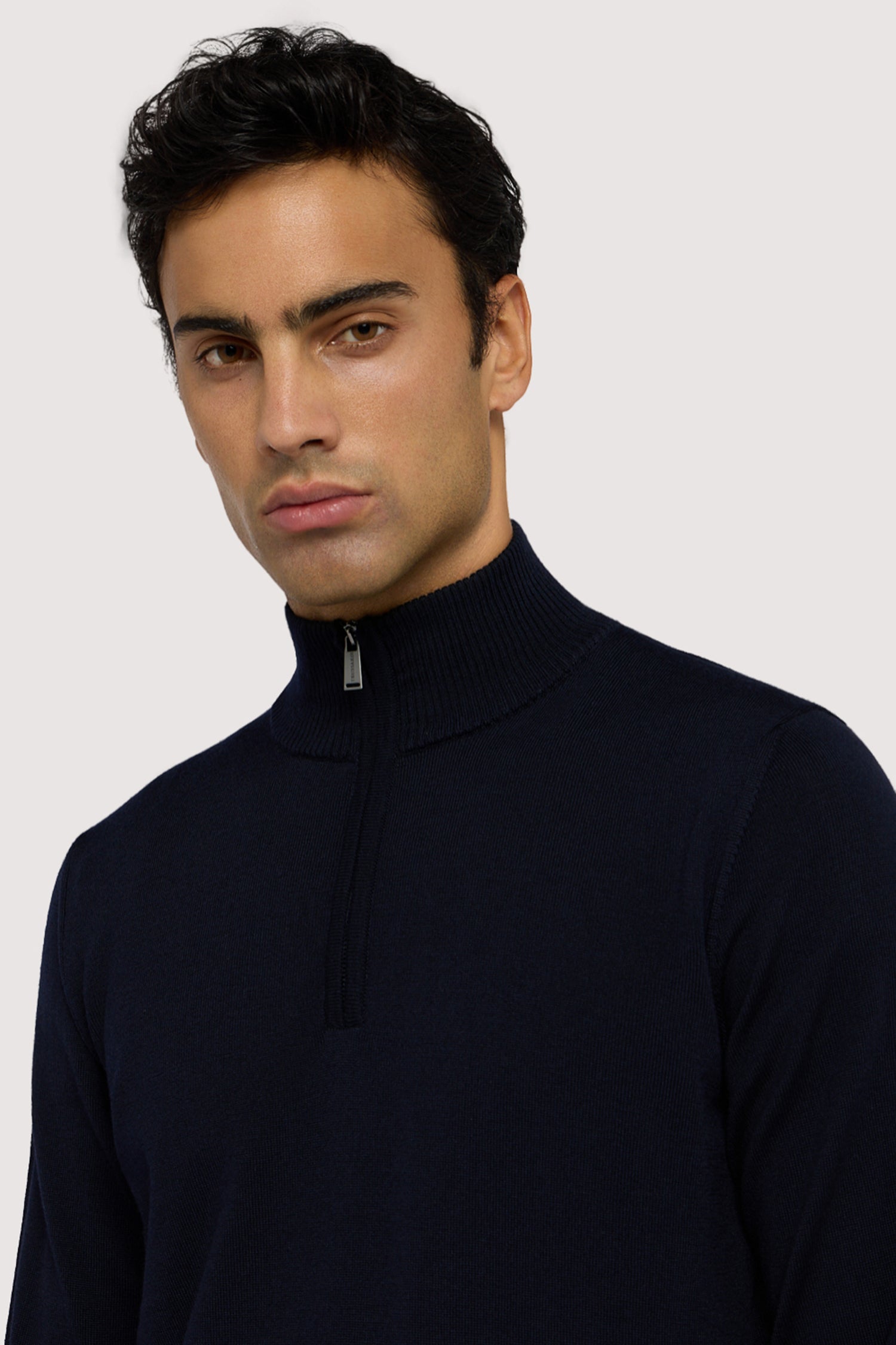 Pullover in pura lana con zip 3|16e2dae3c4a64ff0b0bfd5d90ac444a9aaace470b8d84817ed73c71631a24c70