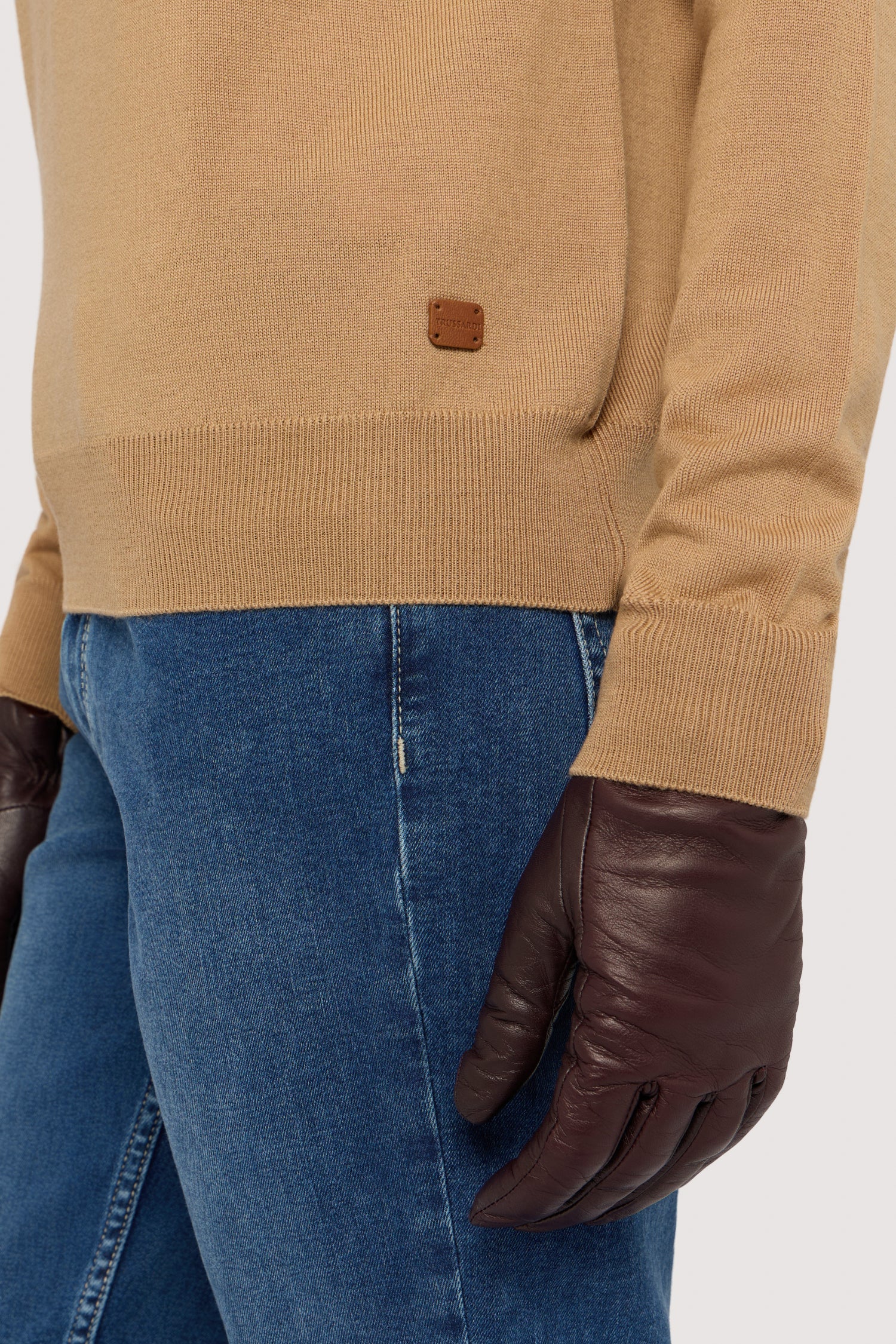 Maglia dolcevita in pura lana 3|b71caa78d73853412de5f0c4b8c9109f513c451acf3a3ea80c5e429b1e263606