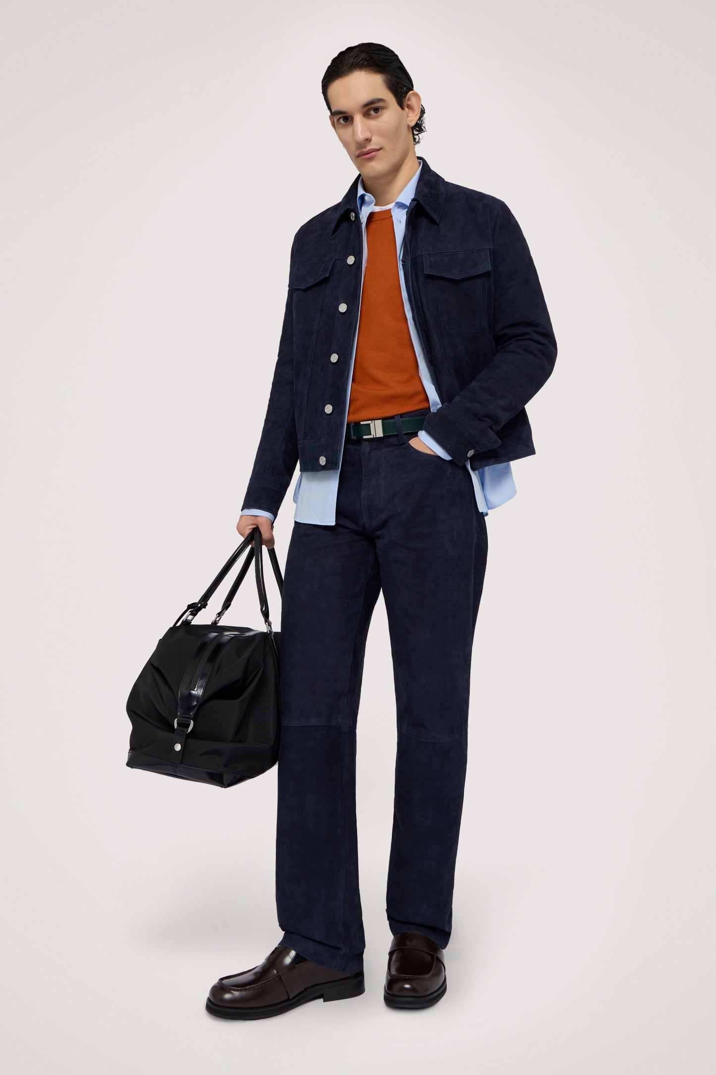 Maglia girocollo in viscosa stretch 4|7ff9d87873382f883d15101bd2ea010ab7156a923eccf100d7018d85706d052c