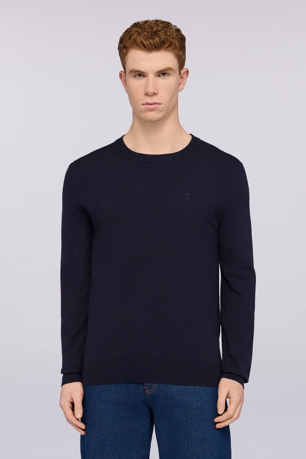 Maglia girocollo in viscosa stretch 1|c683131f63224aceab34f1700a624331d6e6cedb51ed0295eaccd1cb2a045f47