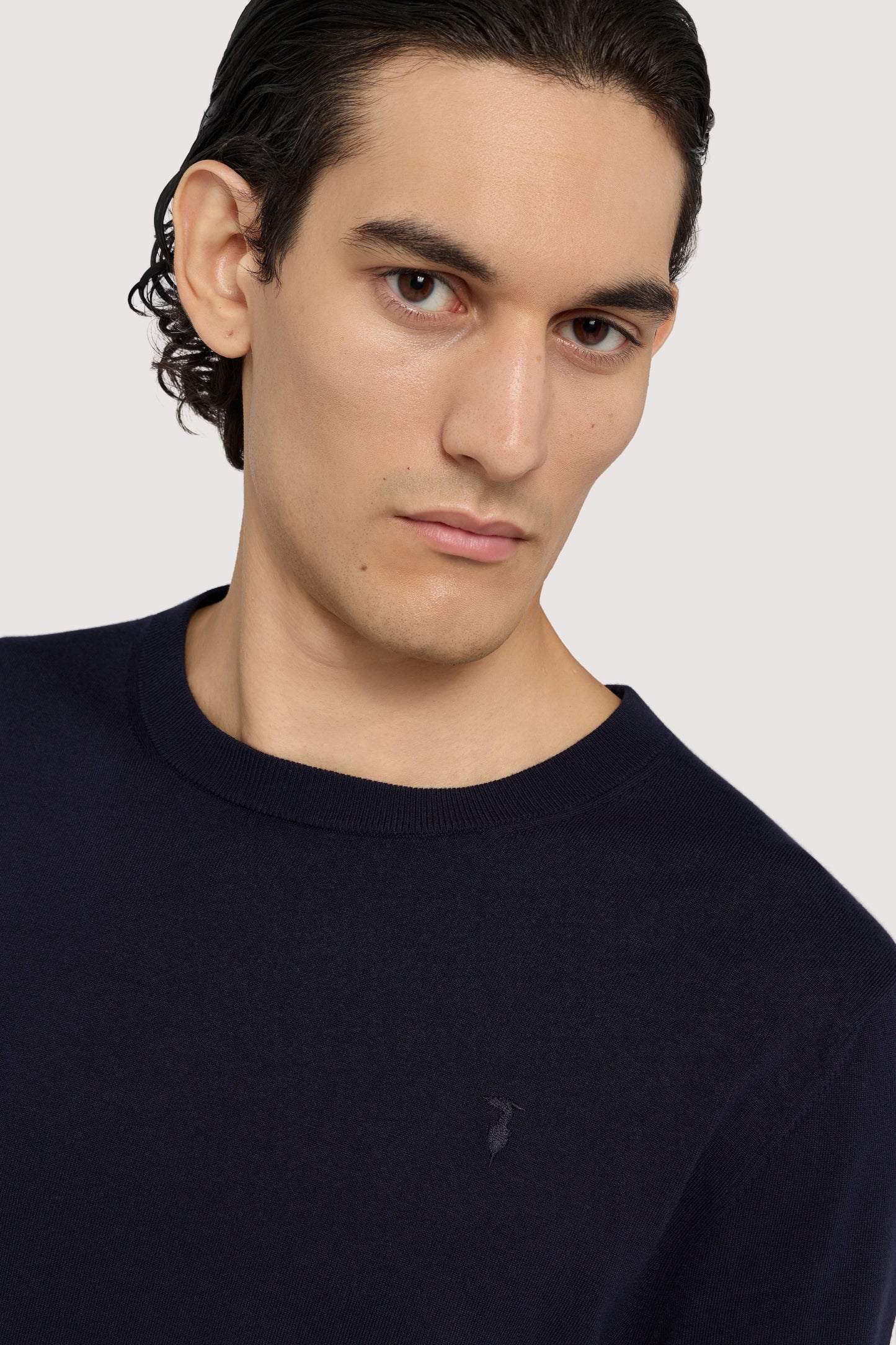 Maglia girocollo in viscosa stretch 3|4a41a498e4fc82fa3fae258fc67cec90469f8c0fd7a3c4af937a55cdae26db08