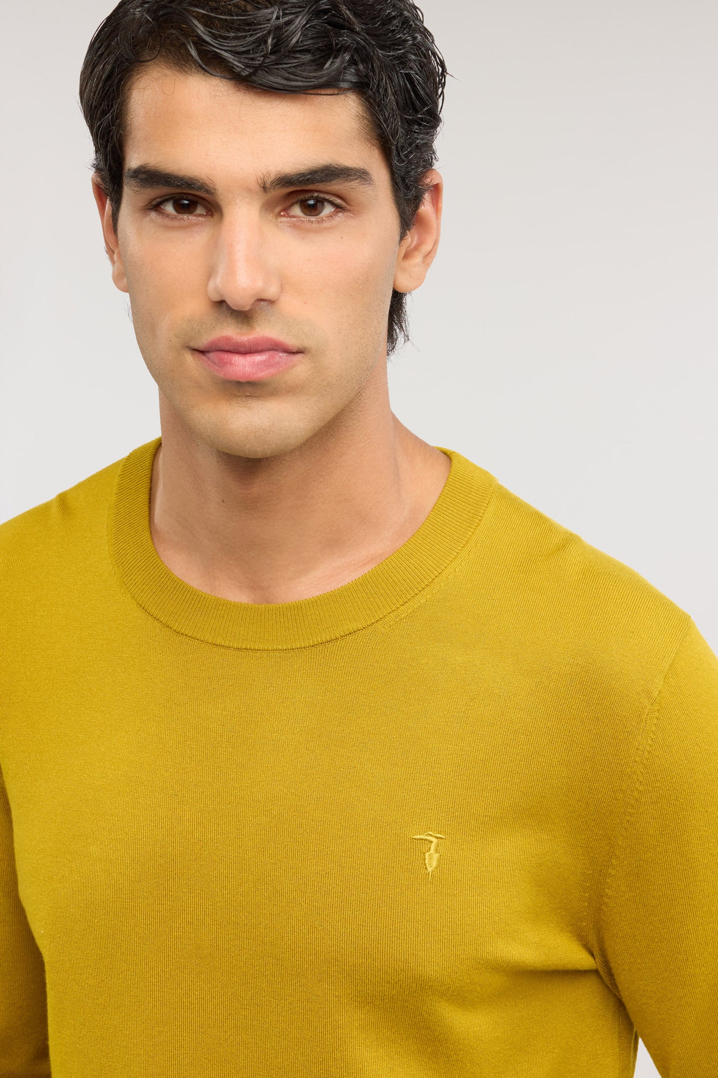 Maglia girocollo in misto viscosa 2|937b88e155f695222b0267da416e8f50961b32905a23d6ff50a6c12374c277bf