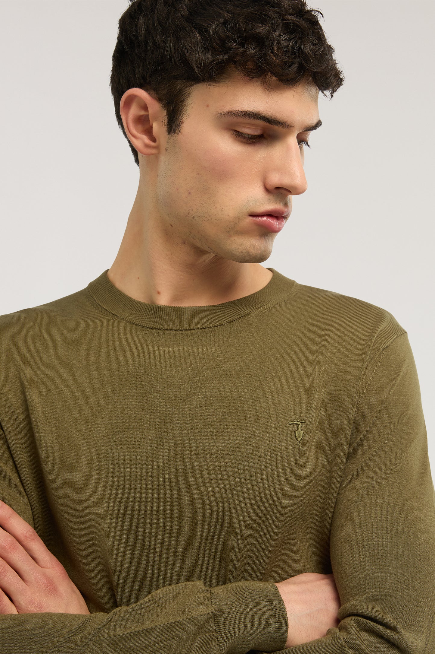 Maglia girocollo in misto viscosa 1|032fe304fc7801cb4667ca3ef5b751693986e0f864810b61f44332f04e1d77a3