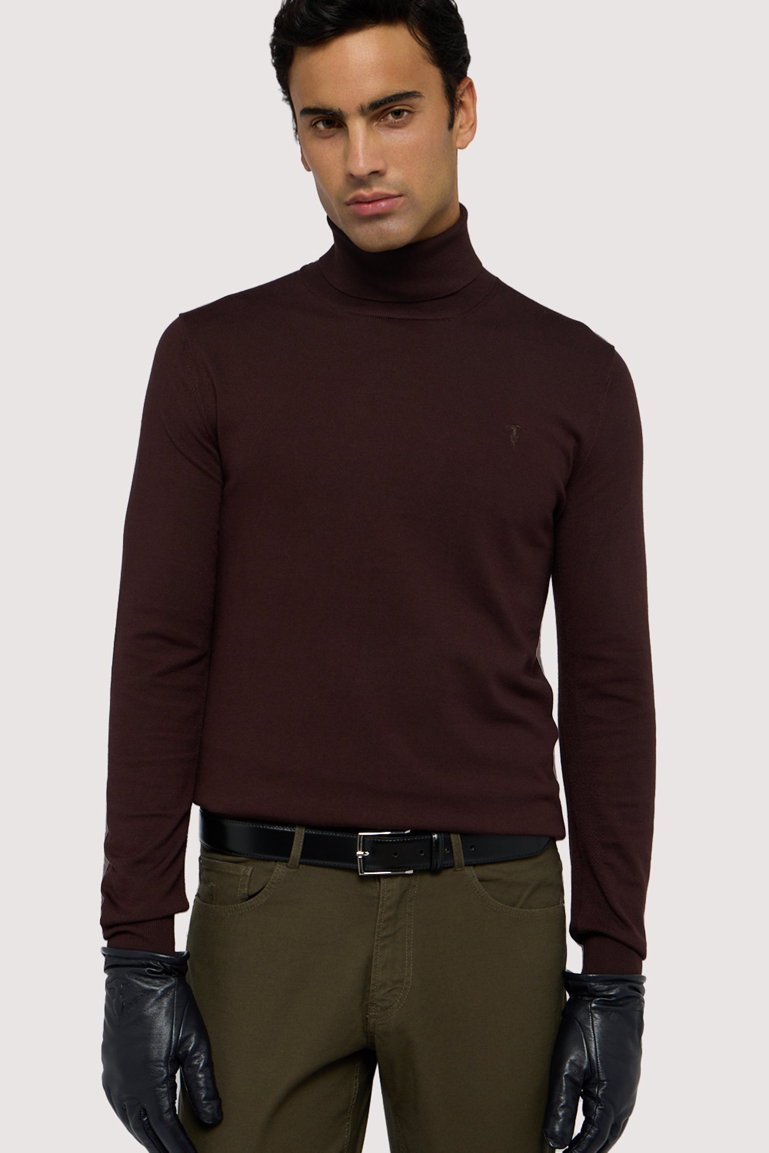 Maglia dolcevita in viscosa stretch 5|5192bbd6becf383a94012f1de80e64ae6945506643aa13f6ce90b7f8113055f3