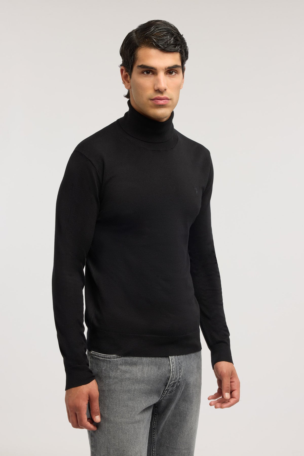 Maglia dolcevita in viscosa stretch 3|dc4ccb1f65fe686741c532740f2bbbe597de4d68482ab01b42d0366c7b8ad324