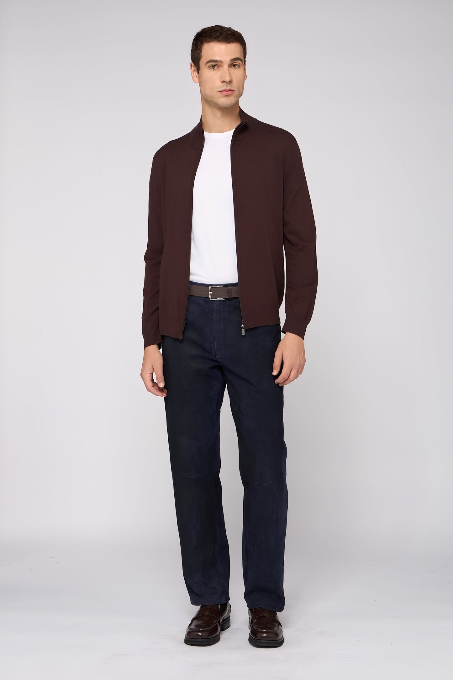 Cardigan con zip in viscosa stretch 4|0ca7ca44ae9ef84583d2f197b50b94bf7929aae68509f799b3aae40112bd75c7