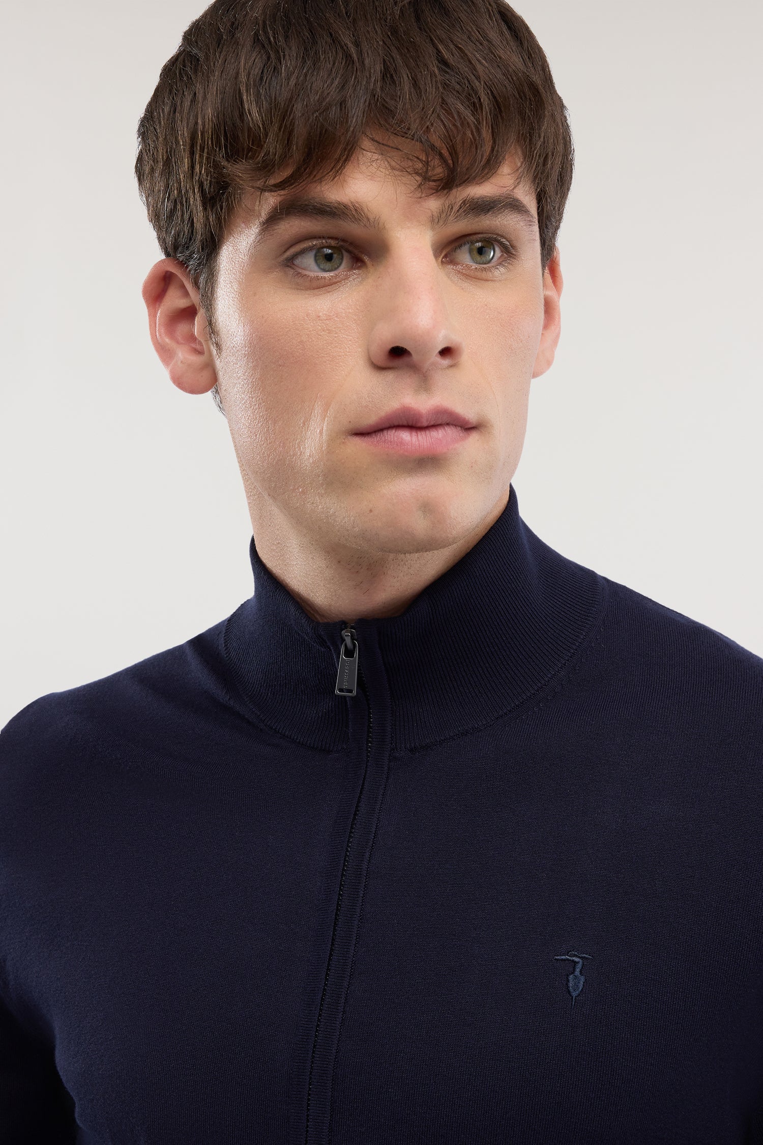 Cardigan con zip in viscosa stretch 3|aaf92b5071fa30d5f5aa73dffed1f9429dfdce7b3ebad1a4a58c12e17ed3c2bd