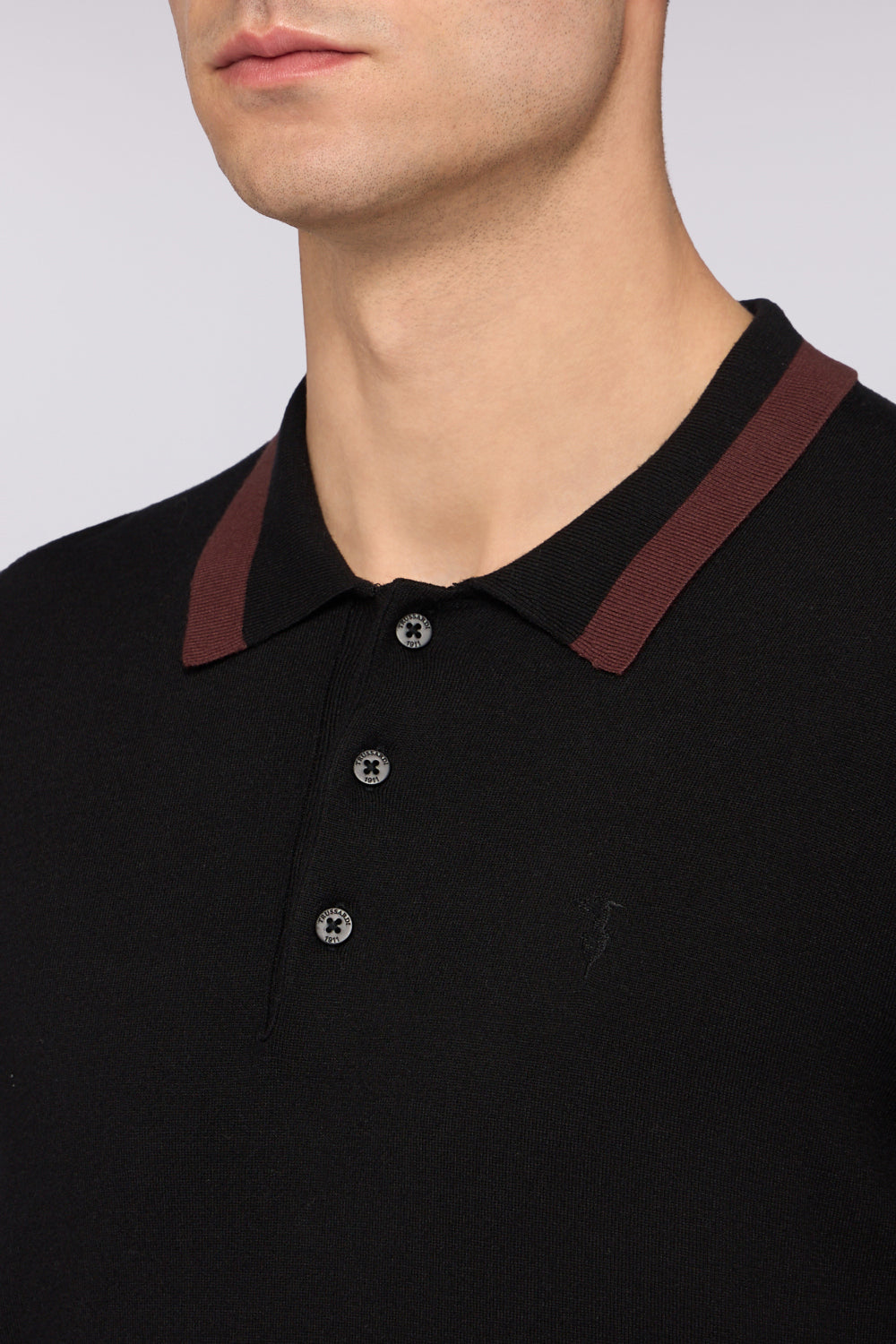 Polo a maniche lunghe in viscosa stretch 3|78125ed4f70949e1664718ffaa9b2381b067f0dfcd05f7fc42b6979024ffbcb6