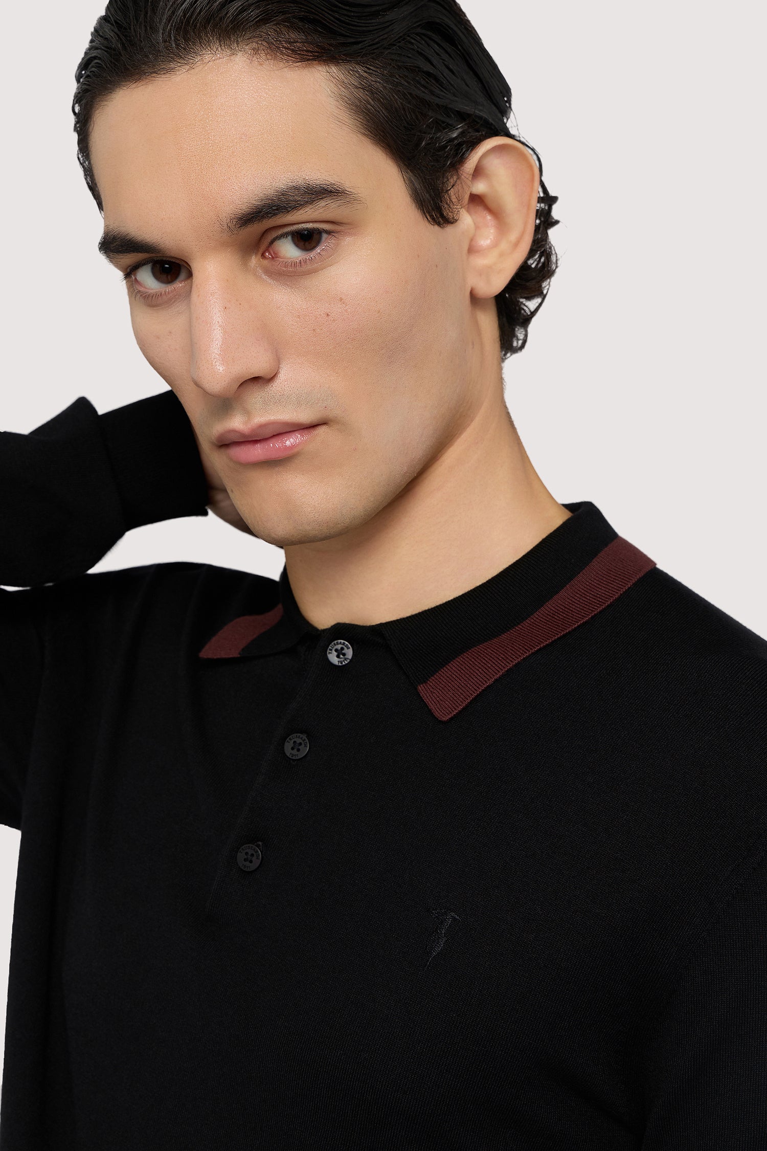 Polo a maniche lunghe in viscosa stretch 3|78125ed4f70949e1664718ffaa9b2381b067f0dfcd05f7fc42b6979024ffbcb6