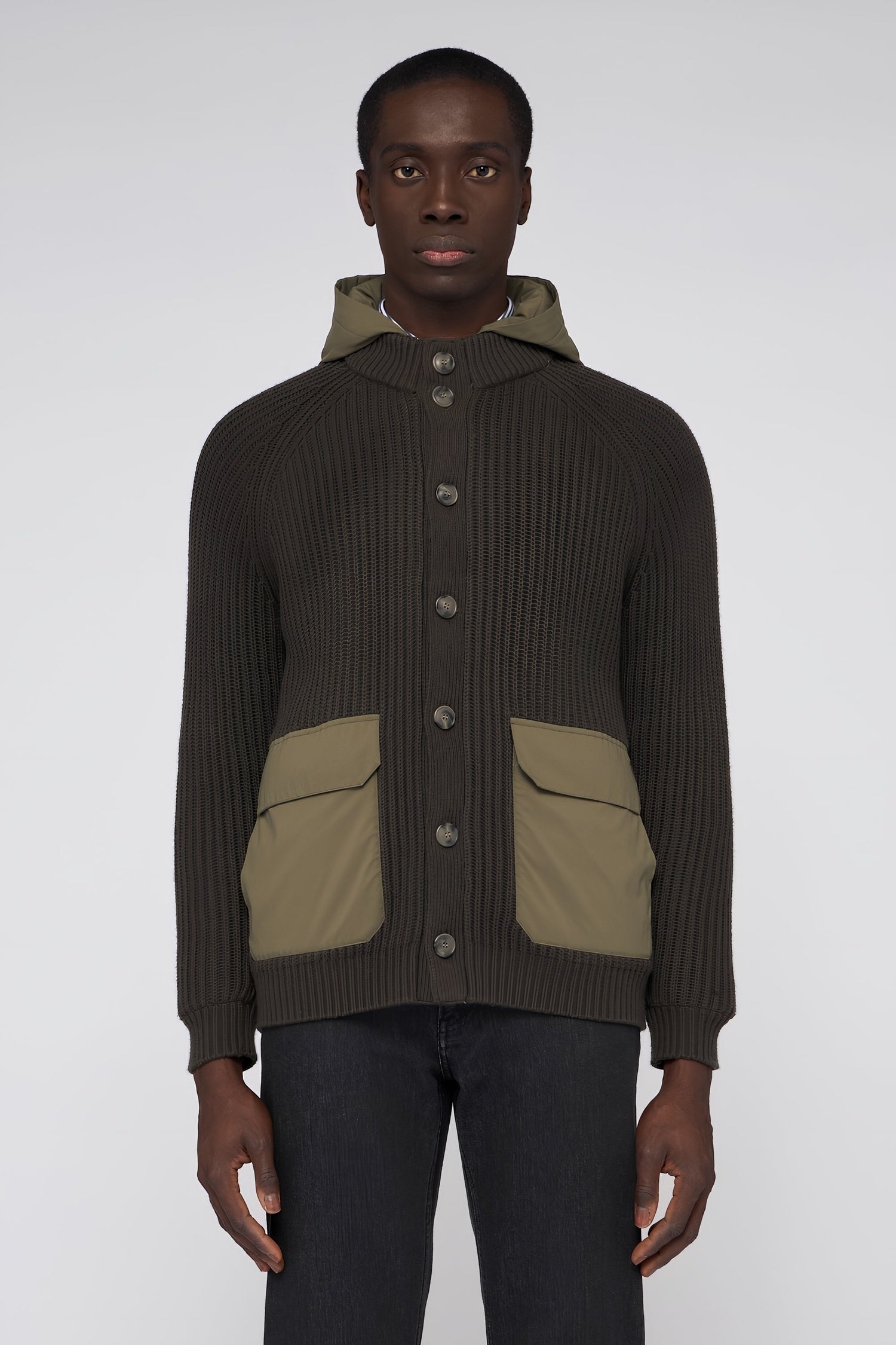 Cardigan blouson in maglia con imbottitura 1|5ff66cbe56f78382a3e566d1bfbbc5d0244986a3706294135455dba8b70fd76d