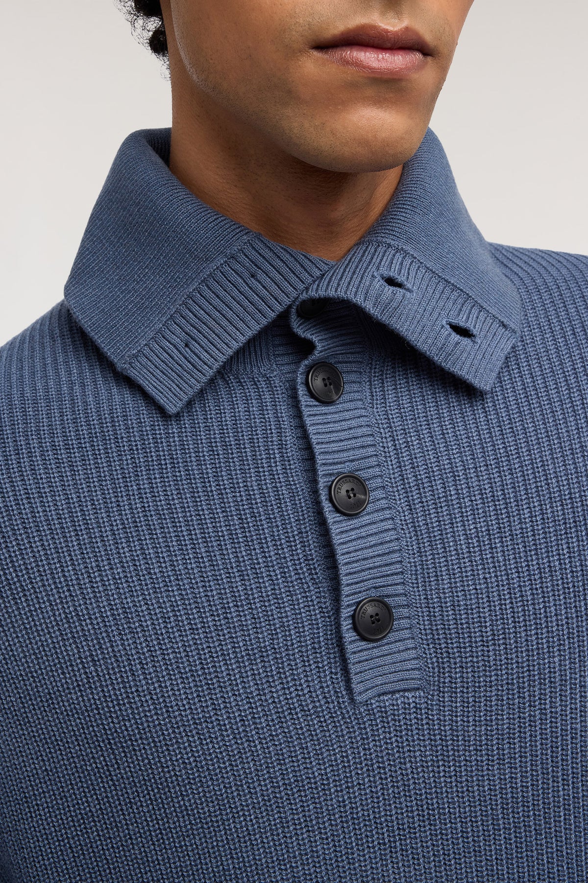 Maglia collo alto abbottonato in misto cashmere 3|0fa624ddb3f51fe9f3289e5822485f974002d5f92da7b0e7f022de79579333d5