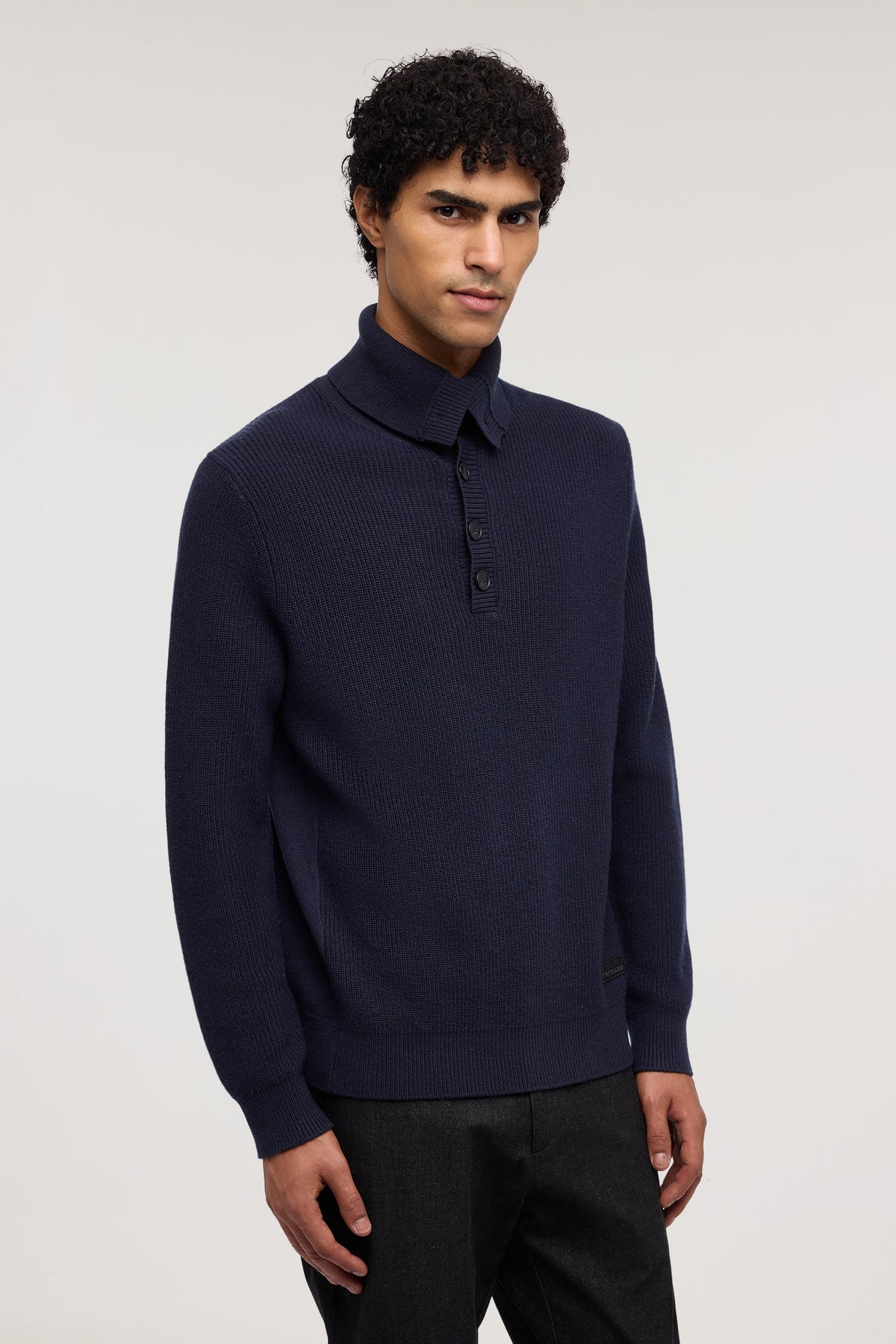 Maglia collo alto abbottonato in misto cashmere 1|a536ef6c713c8ea73a212d7d181dcc6f583ccfa4337b4f1fe035c234e752fbaa