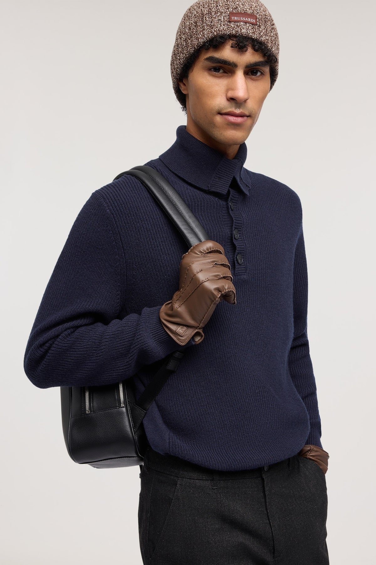 Maglia collo alto abbottonato in misto cashmere 2|38960d71ae38eab632591fa0015c57e47bdee6c45427783ae95ad00f9c37c7f6