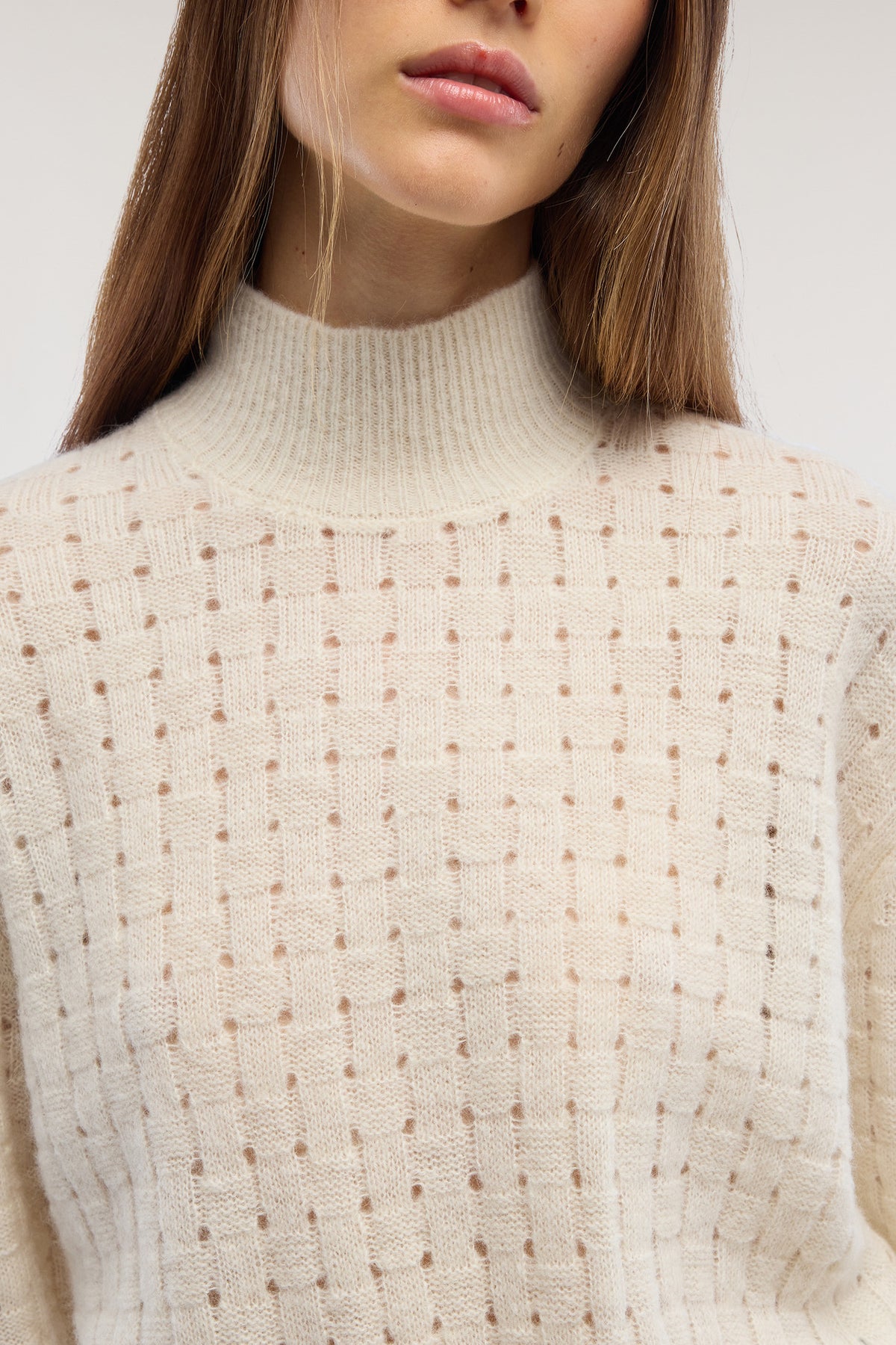 Maglia lupetto in alpaca e cashmere 3|e655683c1c68a7fc2030f3a67fe98afab7b1c79d51f35638a782697612349174
