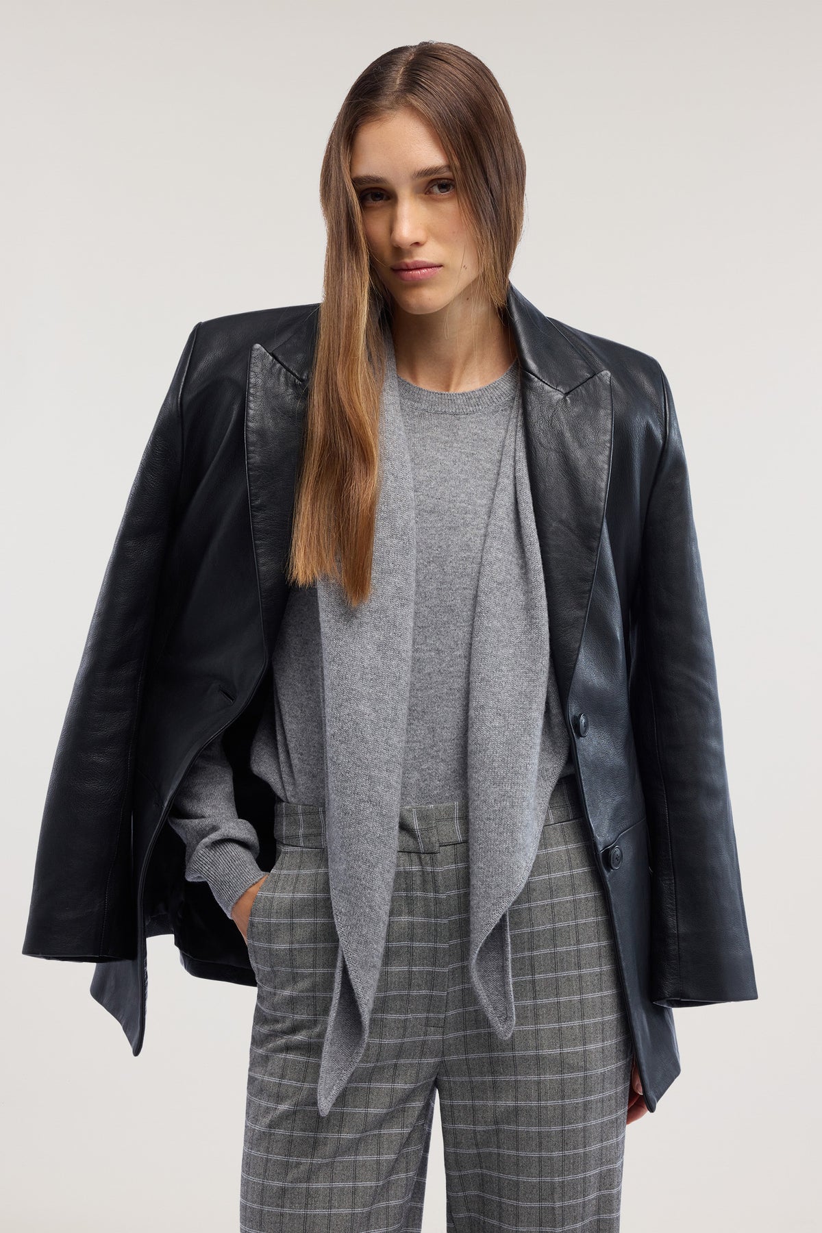 Maglia girocollo in cashmere made in Italy   4|db58104dbf78829771949978c4d7f654142a21a76afea9cf7faad3387fbad9ca