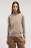 Sweter z golfem z kaszmiru