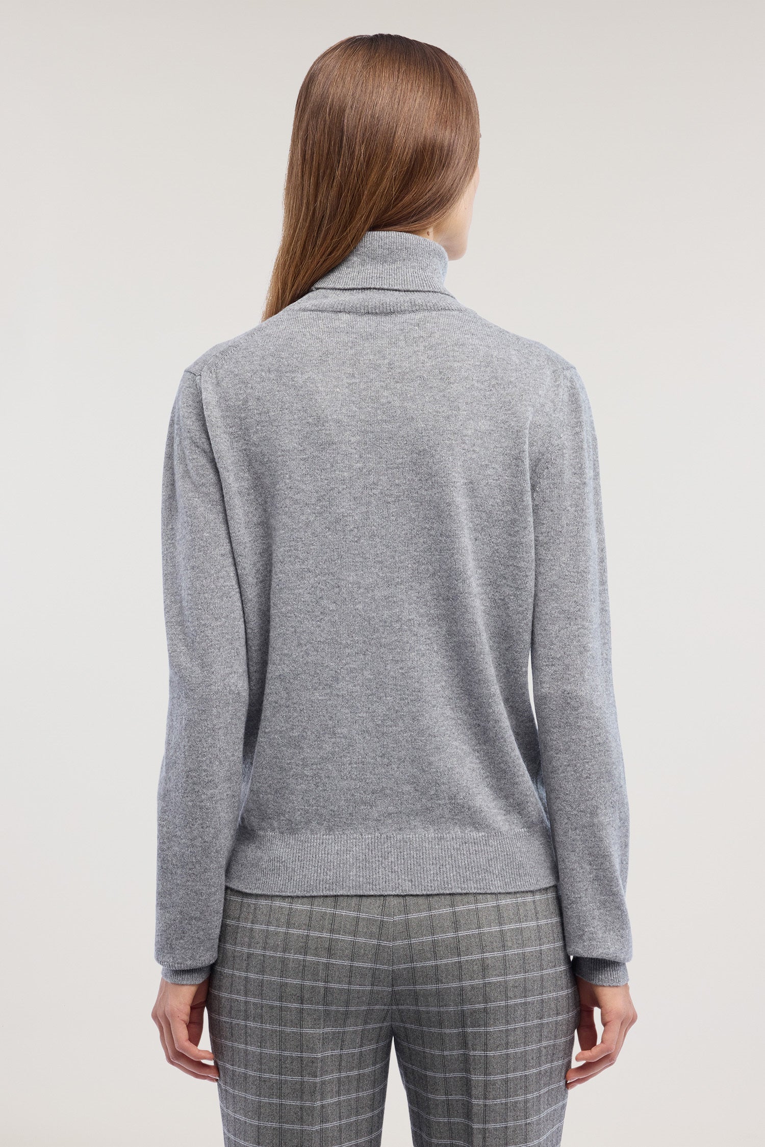 Maglia lupetto in cashmere 3|a508437f96a3411b71eea174a8811c3289384bad7d9f84c6e596c4085a14507c