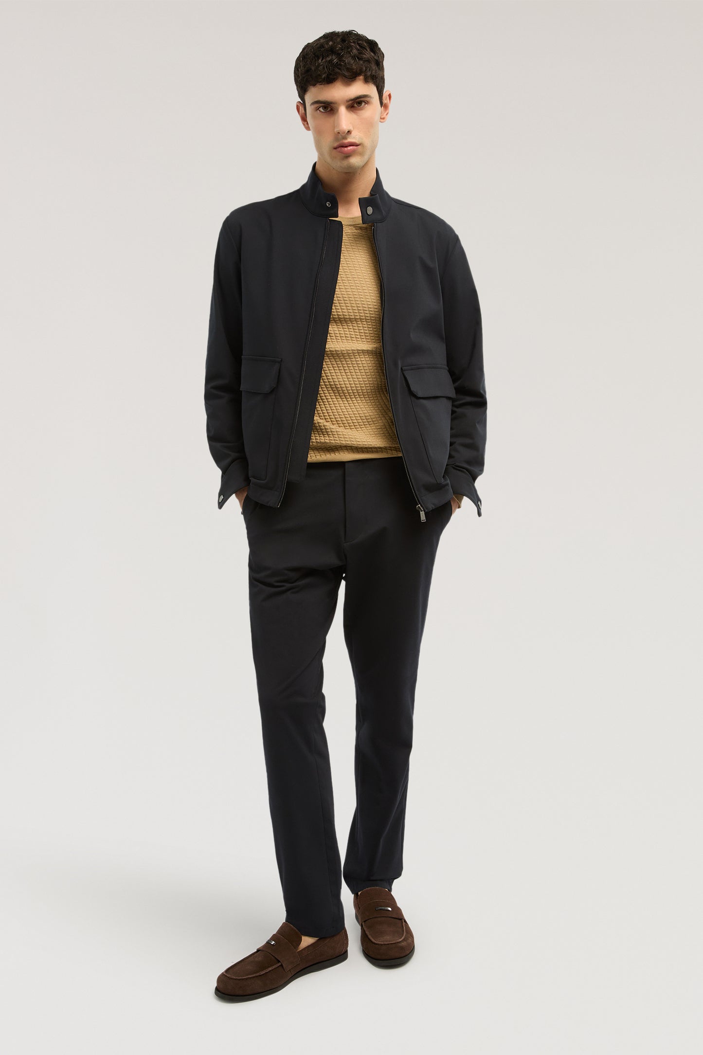 Maglia girocollo in cotone tridimensionale 1|e060f5c95cbe62c49883bd35d2212e57268ed2d8853fbce90751d21e664e8f0c