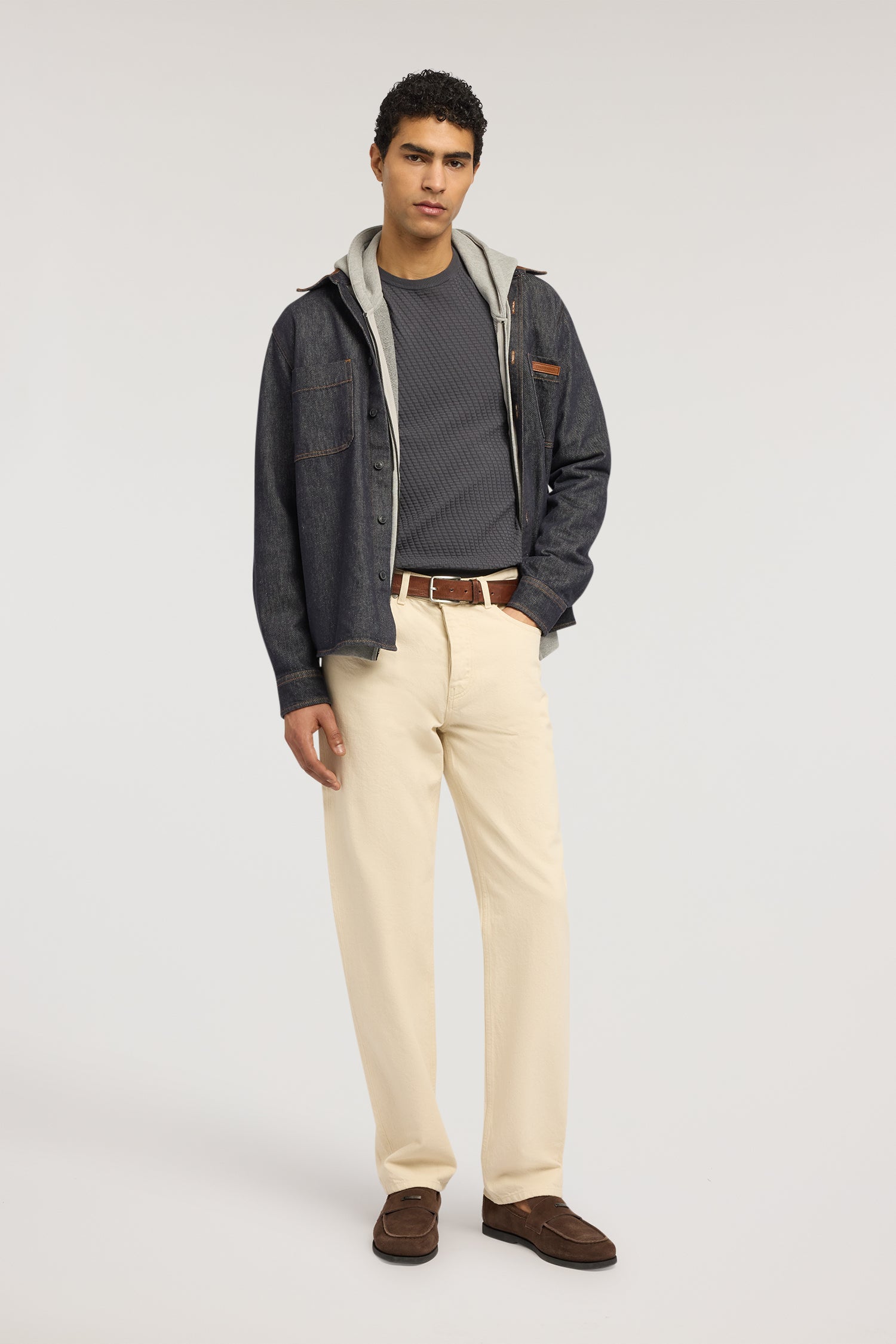 Maglia girocollo in cotone tridimensionale 4|fbb88cf07c2c29a6a0a2c4855cc51d0a37b9a0b7fe132ffaf571f9d1214cc8a6