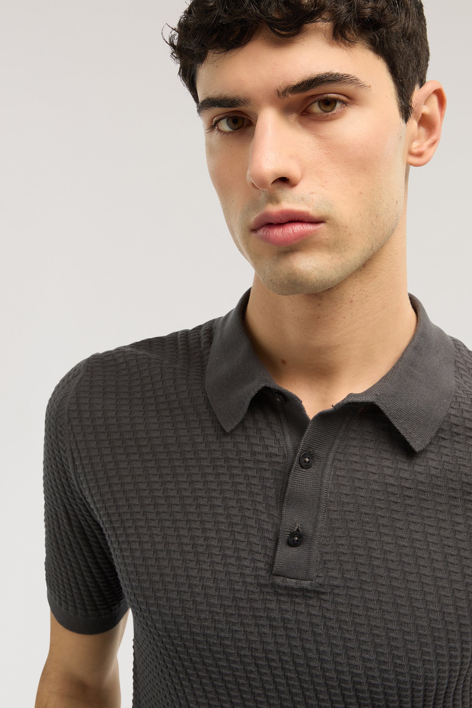 Polo in cotone tridimensionale 1|129ea3f6b6ef0f5b71dcc715e8a30474d895e4b5f28a4d773869ff2a2cfba385