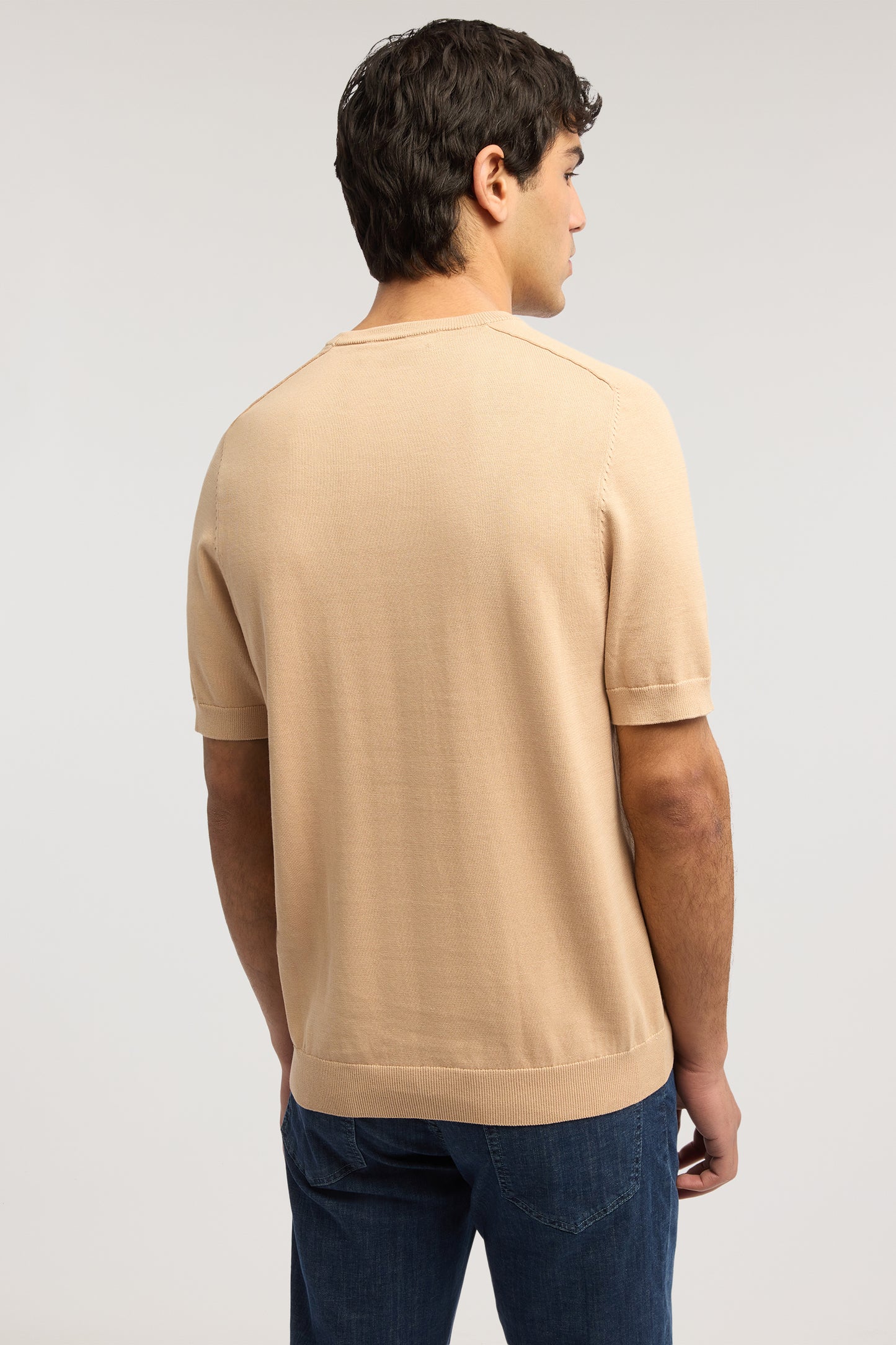 Short-sleeved t-shirt in cotton and linen