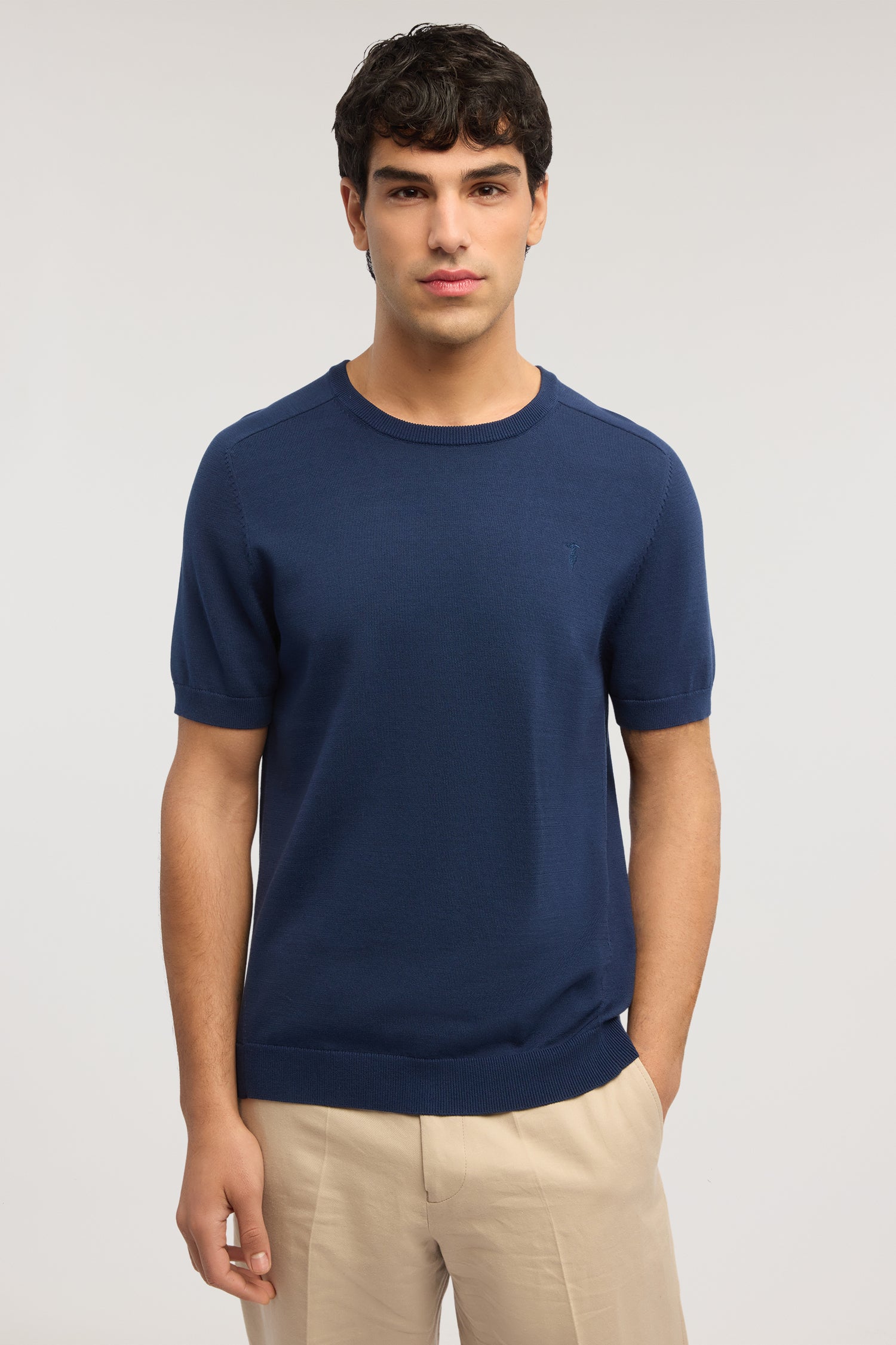 Maglia a maniche corte in cotone e lino 2|27e366daa829a441a004553ec160b6f4cd7c17eb9cce5f95b4518b12452f527e