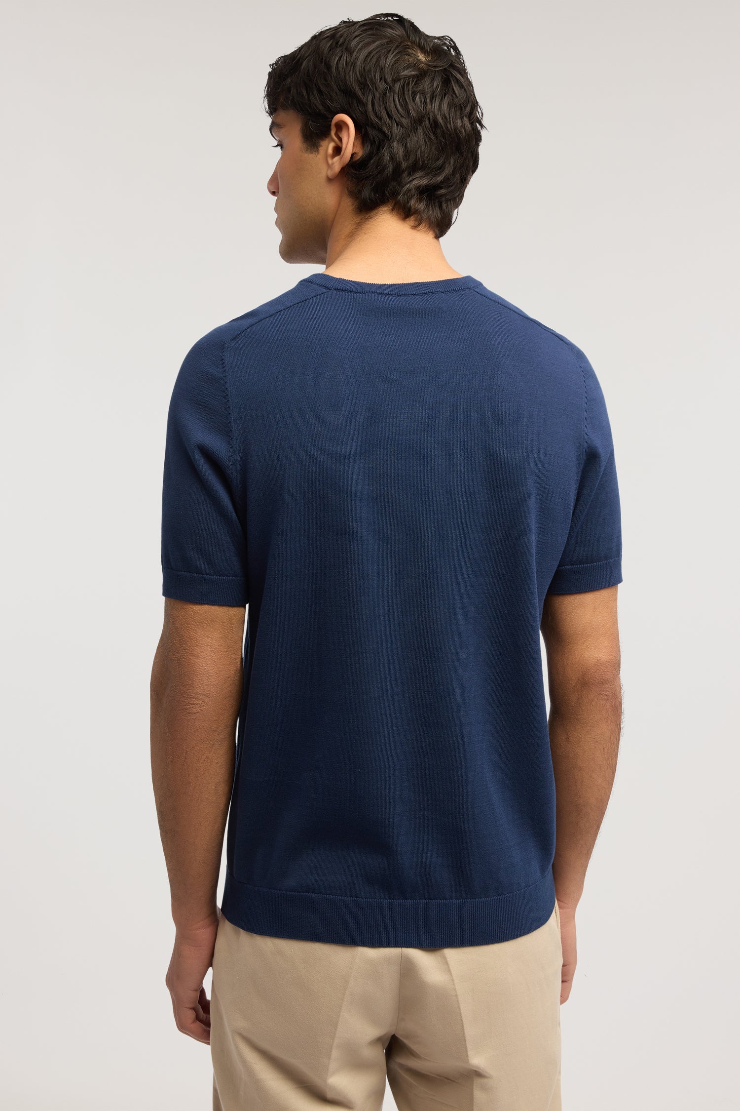 Maglia a maniche corte in cotone e lino 3|38a855b11860fa2cacbe0e390c7ba5b5890900edec05a2a6b595a1647c912771