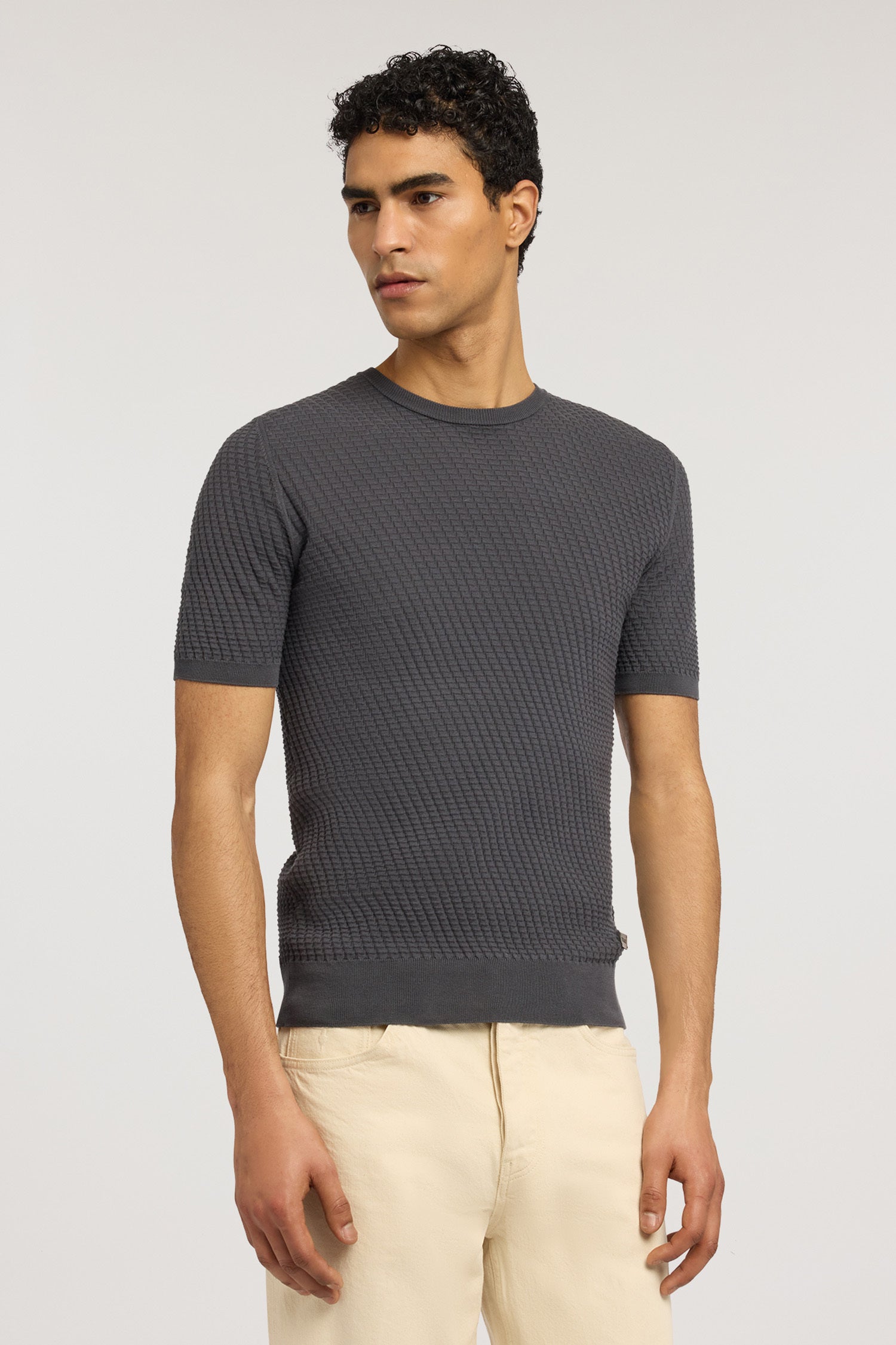 Maglia a manica corta in cotone tridimensionale 1|f978d2a0ccd171d519e148410150112dca5e6e155786f00f34b6162975fbe1d7