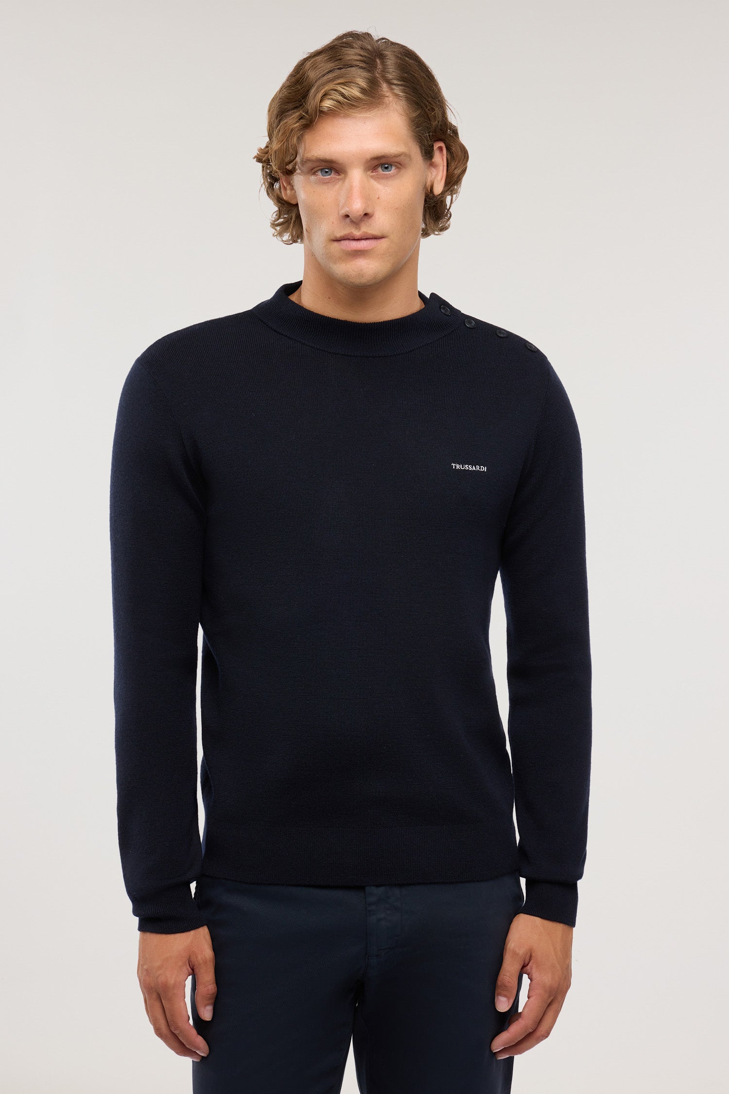 Maglia con abbottonatura laterale in pura lana 5|aad5543792d57c1062f34b4c71fff76dc641960d17d69b56f466de6f6f37c0eb