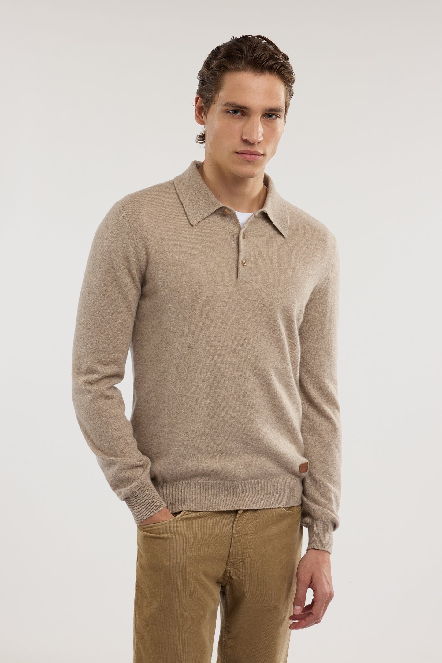 Polo a maniche lunghe in cashmere 3|466ce6230cdc85b71450107c5f88f70be108271b3bb81ed3692fa98df940b91d