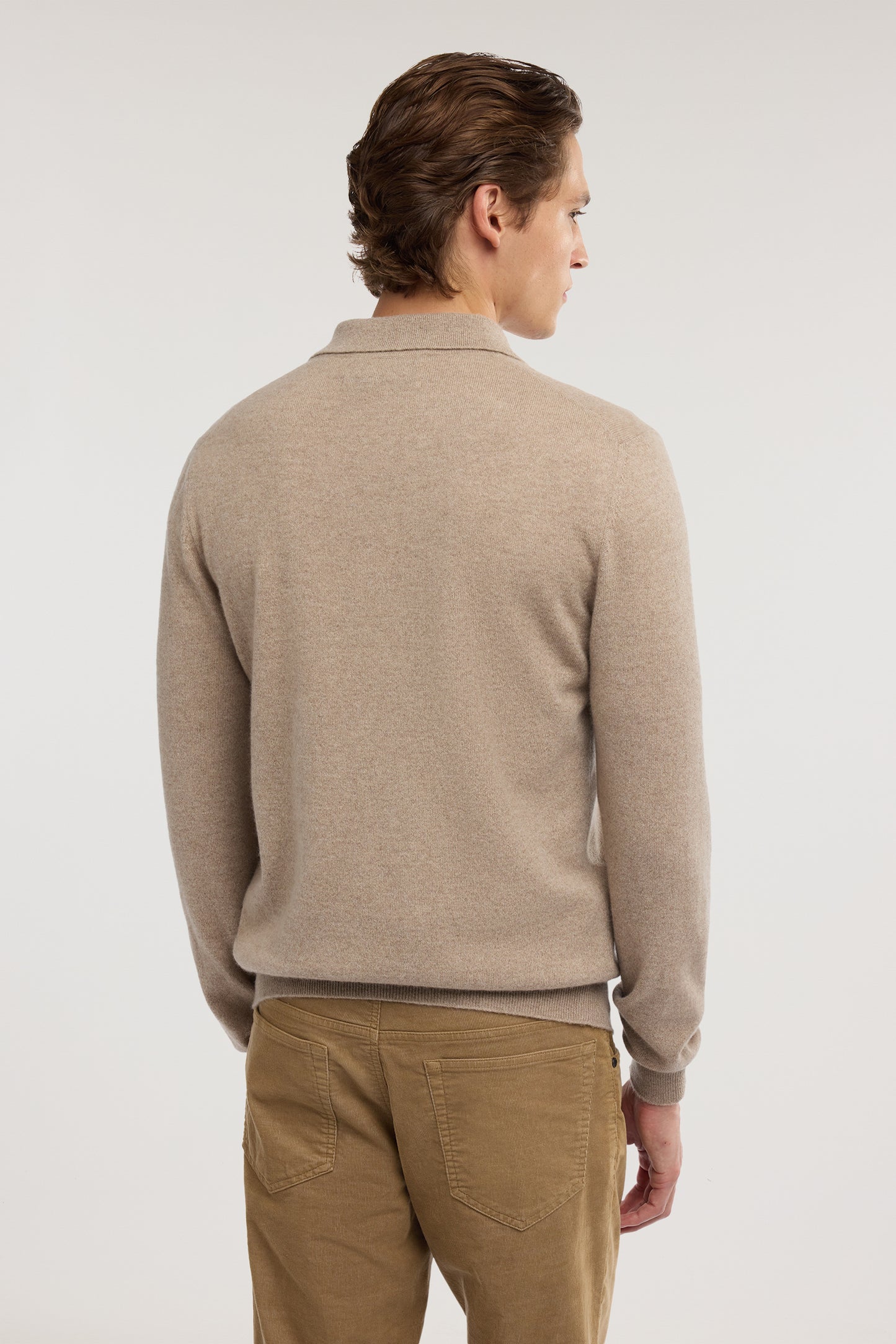 Polo a maniche lunghe in cashmere 4|af2fedb5a45705fc938826dad5aea847c637ca63a402a7145d93062185786d4d