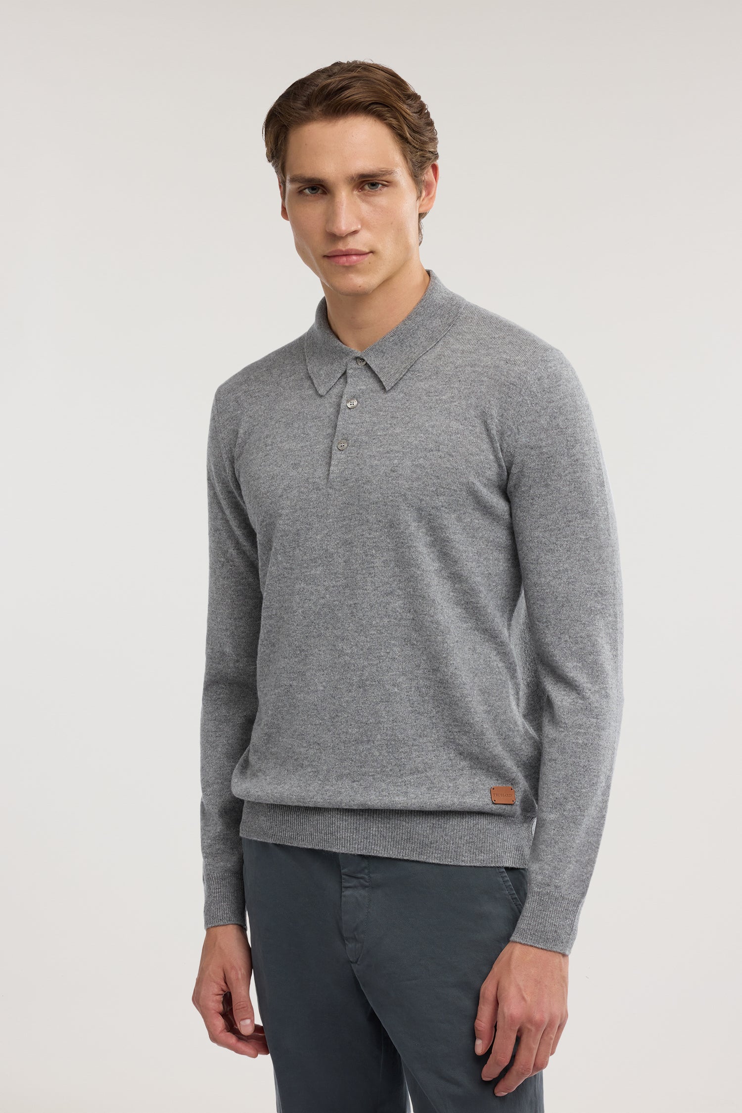 Polo a maniche lunghe in cashmere 3|8c7593cc50e3698a1d88d323dfe7dbb8f8dad4e431d7ec8cb63414070677be5c
