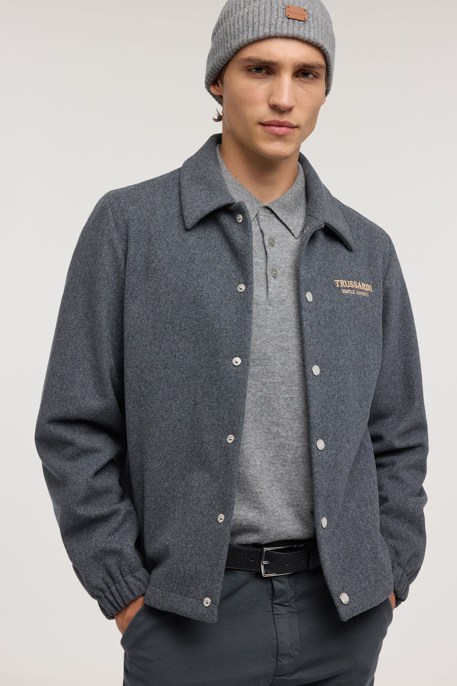 Polo a maniche lunghe in cashmere 1|74b38afdf7fd037c9f269ce4363bef7d6047519fe8ce0ace5ecdba51a5ec5575