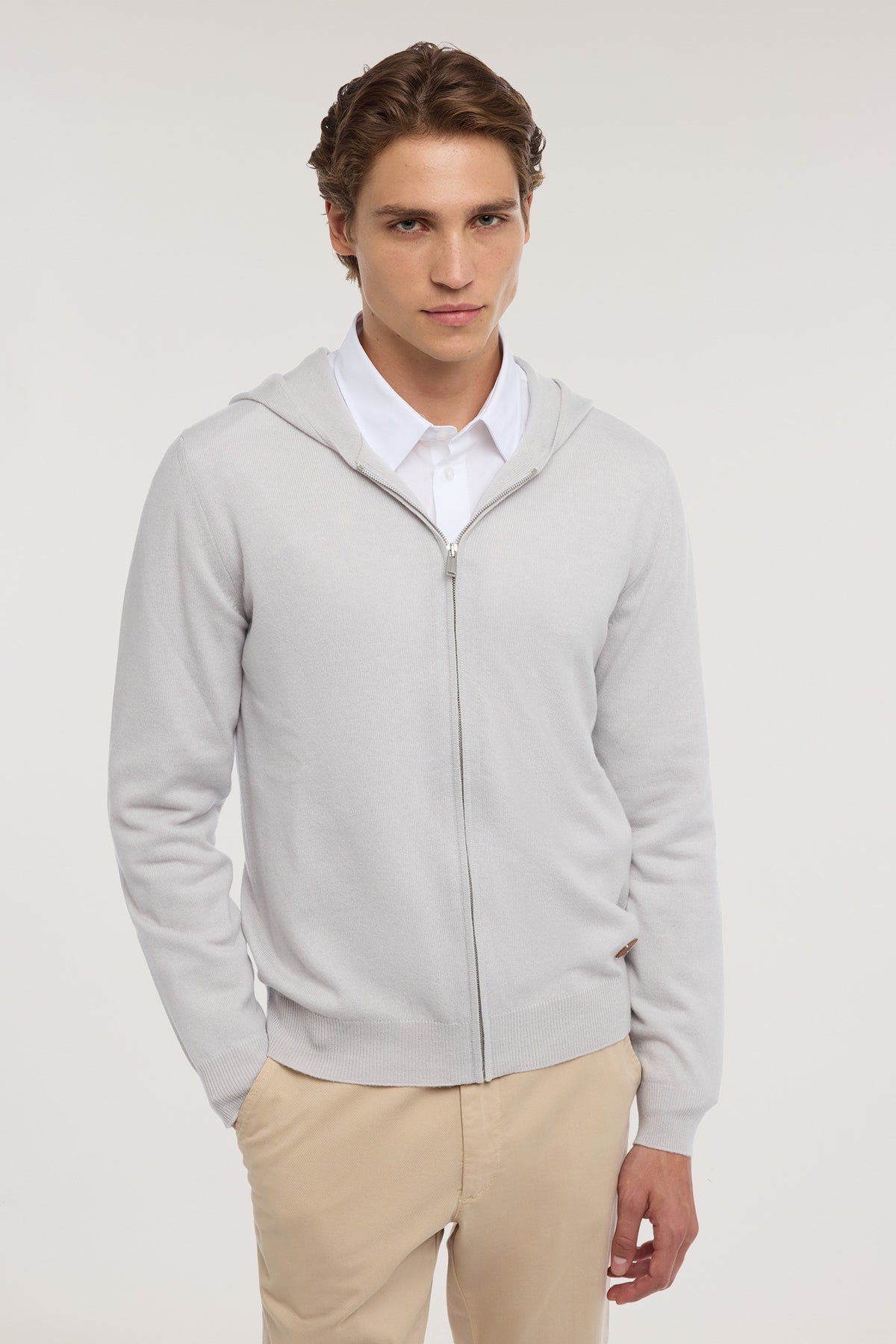 Maglia con cappuccio in cashmere made in Italy 1|6d1cf86cbc2f7843c99ef6b6570f4a16555e9bfa621aa4c46bad009a2cdc2c35