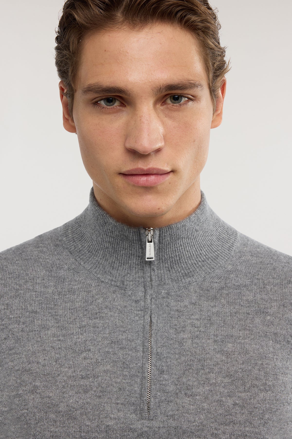 Maglia camioner con zip in cashmere made in Italy 3|fe8c7a66501527250798f68445d796b4a2e14c33fd732854475f9daba044324f