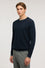 Rundhals-Strickpullover aus Wolle in Regular Fit mit kontrastfarbenen Abschlüssen