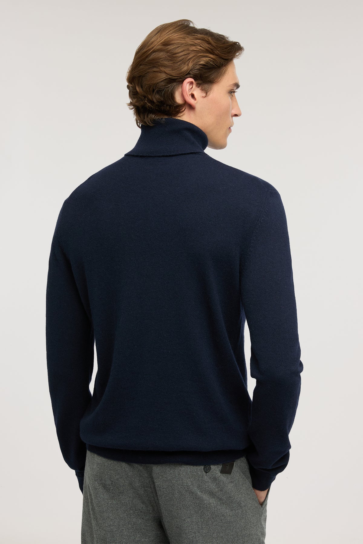 Dolcevita regular fit con patch in misto cashmere 4|f42057ce375470f51ff0d41fd6d99324f4f6fee66e9814b8c7880e5e53234b6e
