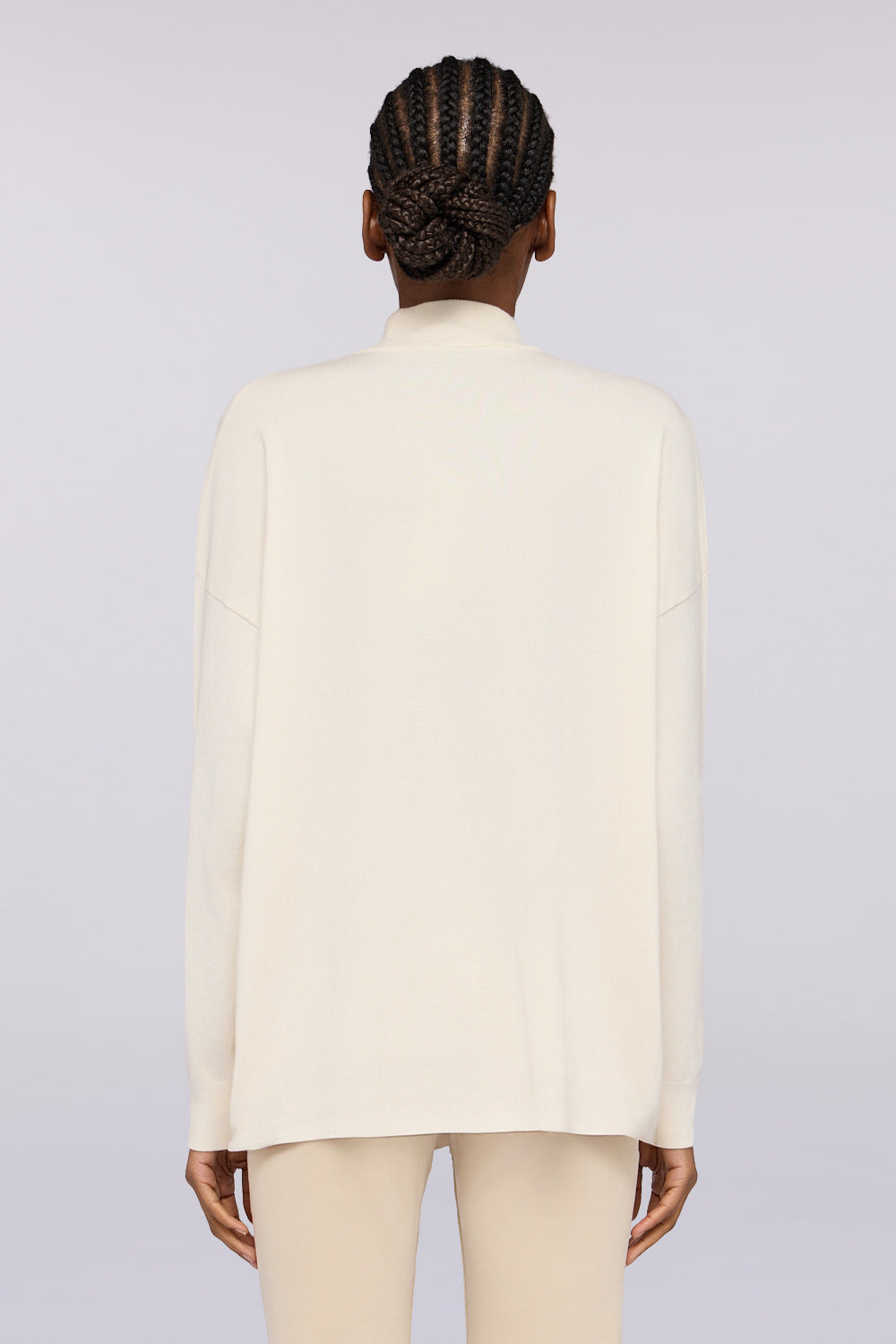 Maglia a collo alto in viscosa rasata 2|f1c0fd78227131e1321e037f98da372c1918bcd2b92ea2104dd70adc3b60d9d9