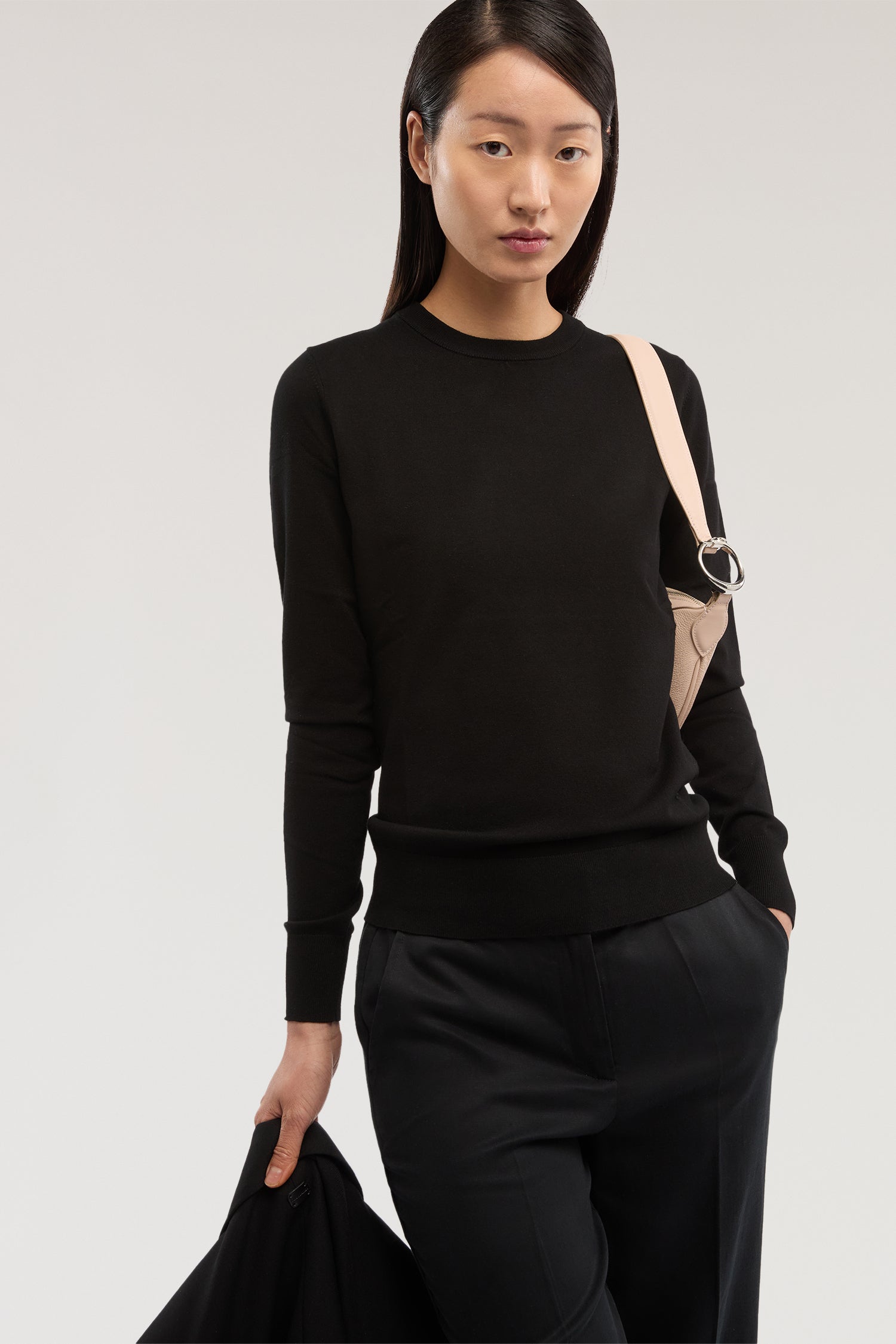 Maglia girocollo in misto viscosa 1|d6b3972d1a3d38cd389ed0dd7e433e47936f83a660ad0bba7b91d61df5c78d45