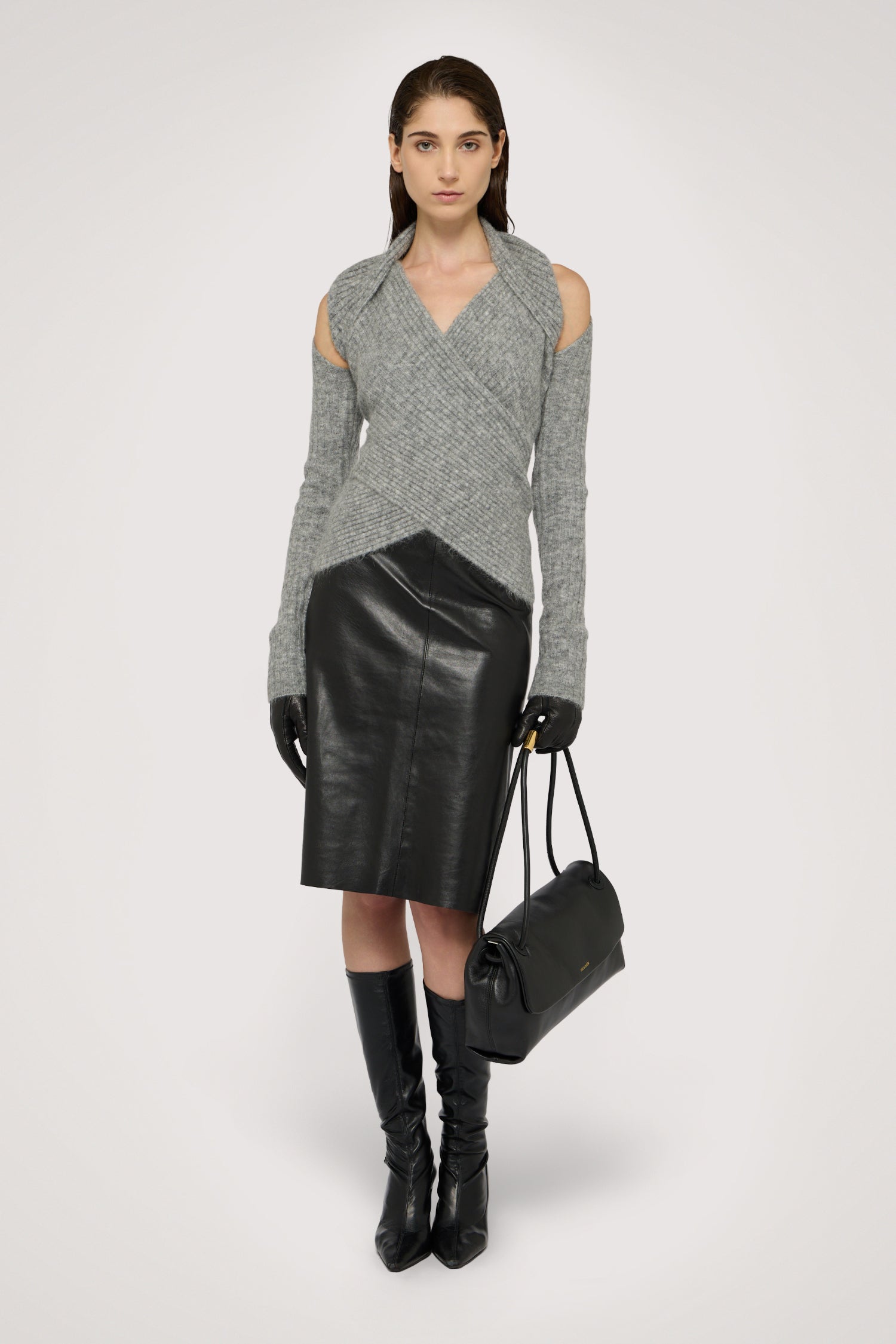 Maglia incrociata in misto mohair a coste 4|ce611e8e6853195f7723092b740b870d0c4f30b0c80bce944f6236f6284b3ffd