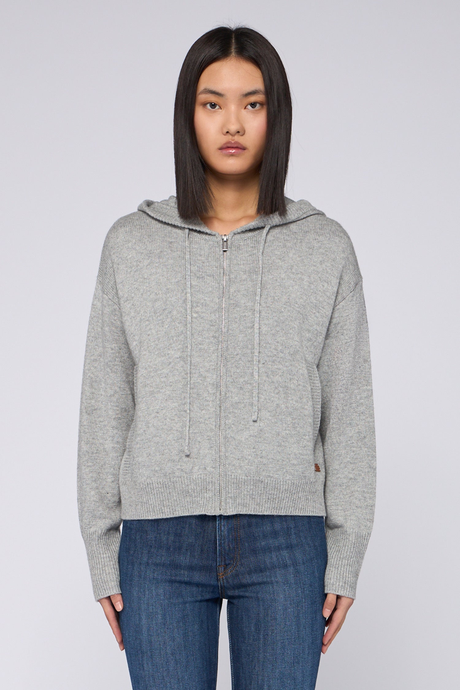 Maglia con cappuccio in misto lana 1|80fcbf4510eb24523871e900d56101e79d4a157afa672111d9446596550ee206