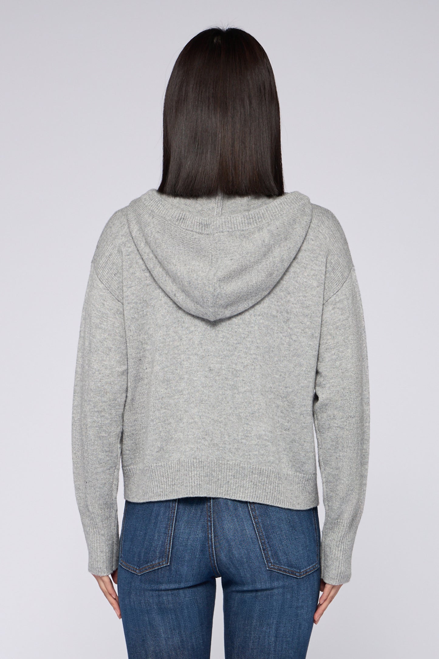 Maglia con cappuccio in misto lana 2|310a97da36c5db991e55cc9791a77af651c1bbbb17736115b11421bc26e6b46e