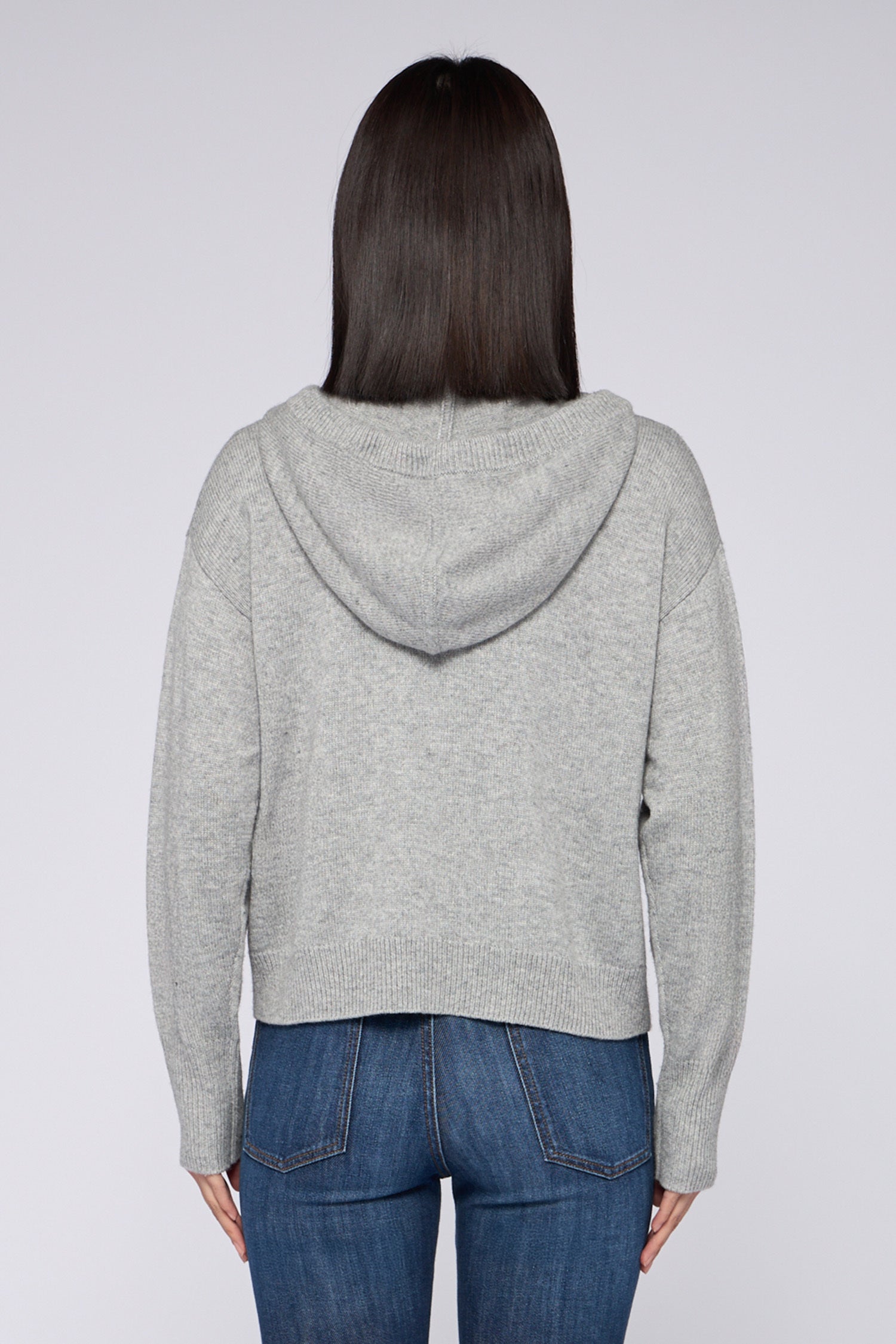 Maglia con cappuccio in misto lana 2|310a97da36c5db991e55cc9791a77af651c1bbbb17736115b11421bc26e6b46e